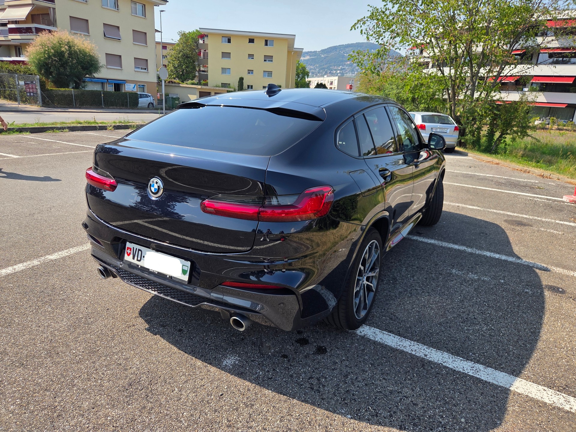 BMW 30i xDrive M Sport Steptronic-image-6