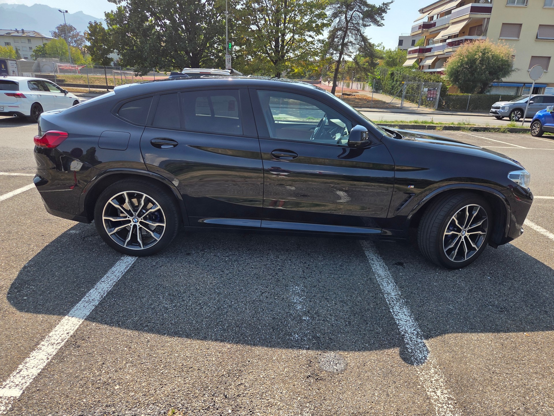 BMW 30i xDrive M Sport Steptronic-image-2