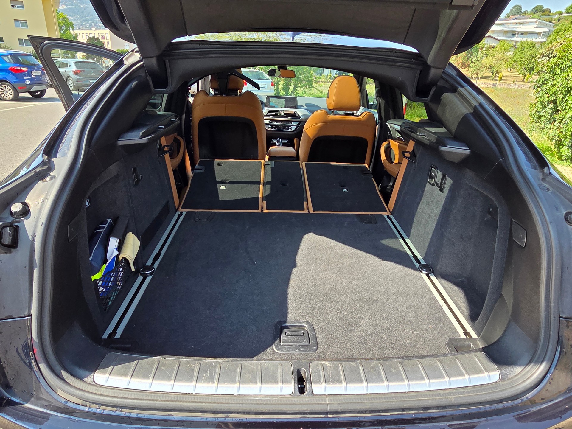 BMW 30i xDrive M Sport Steptronic-image-15