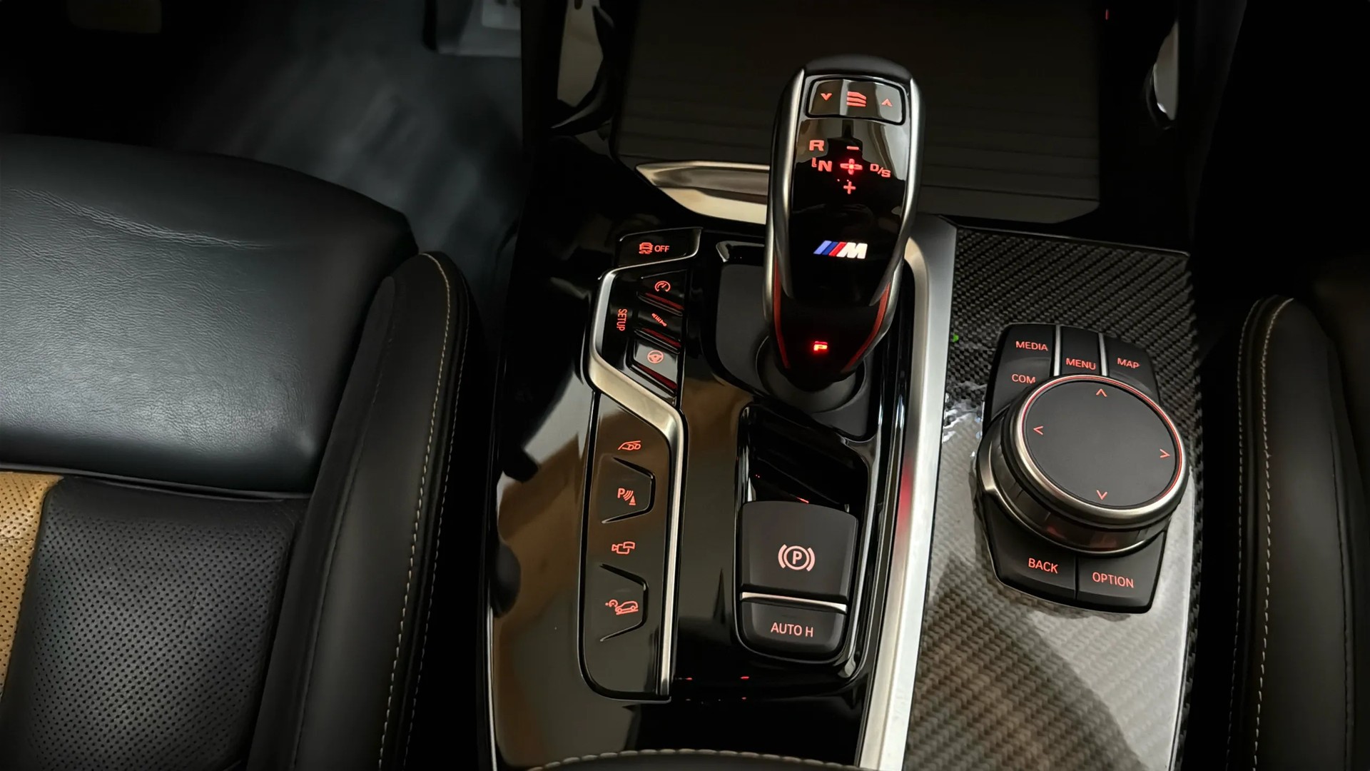 BMW xDrive M Competition Steptronic-image-18