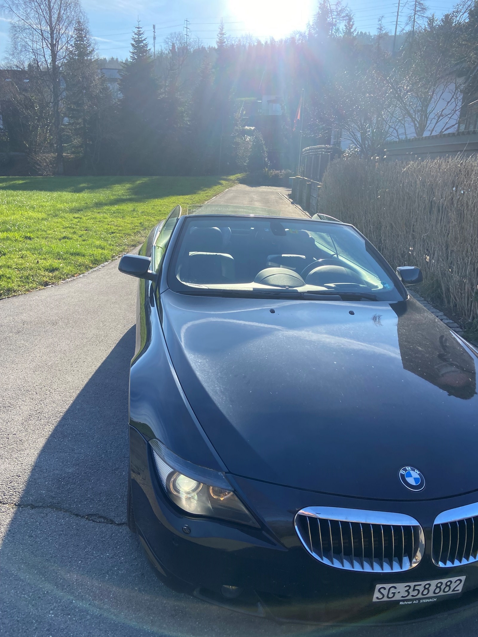 BMW 650i-image-2