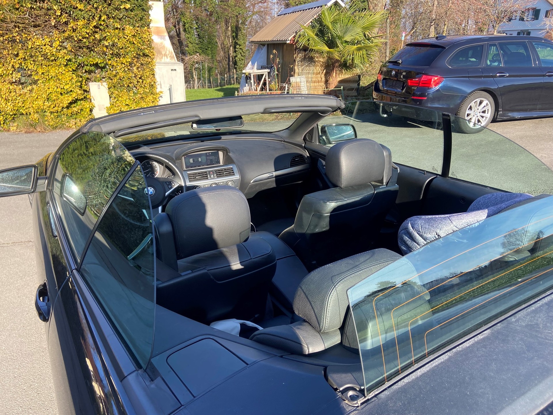 BMW 650i-image-6