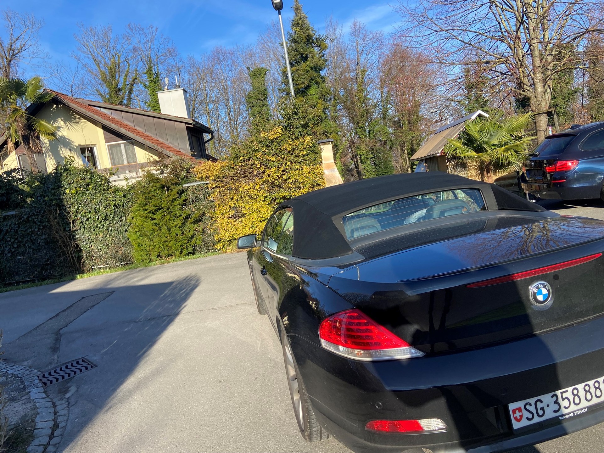 BMW 650i-image-5