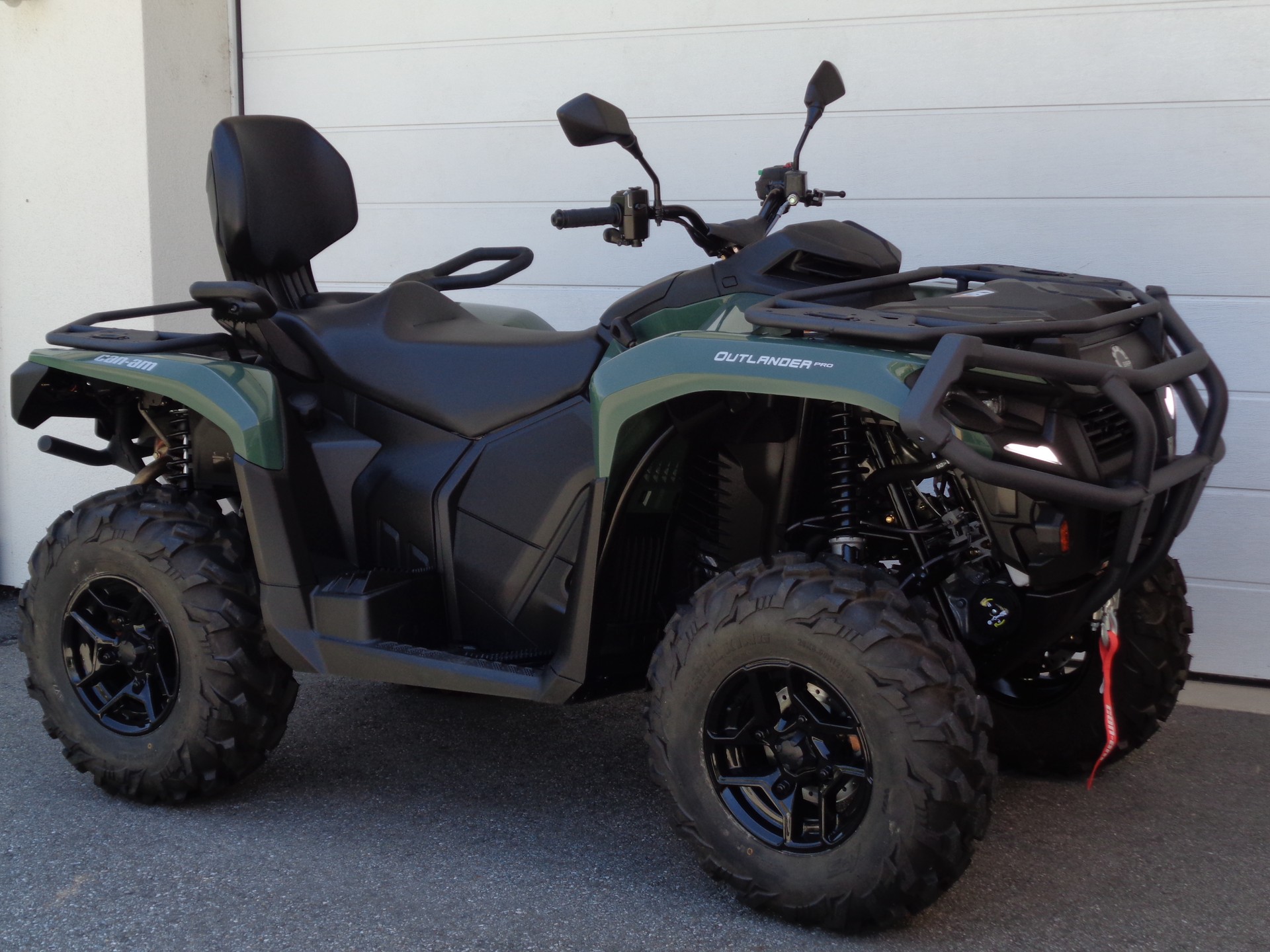 CAN-AM Outlander HD7 MAX PRO XU-image-1