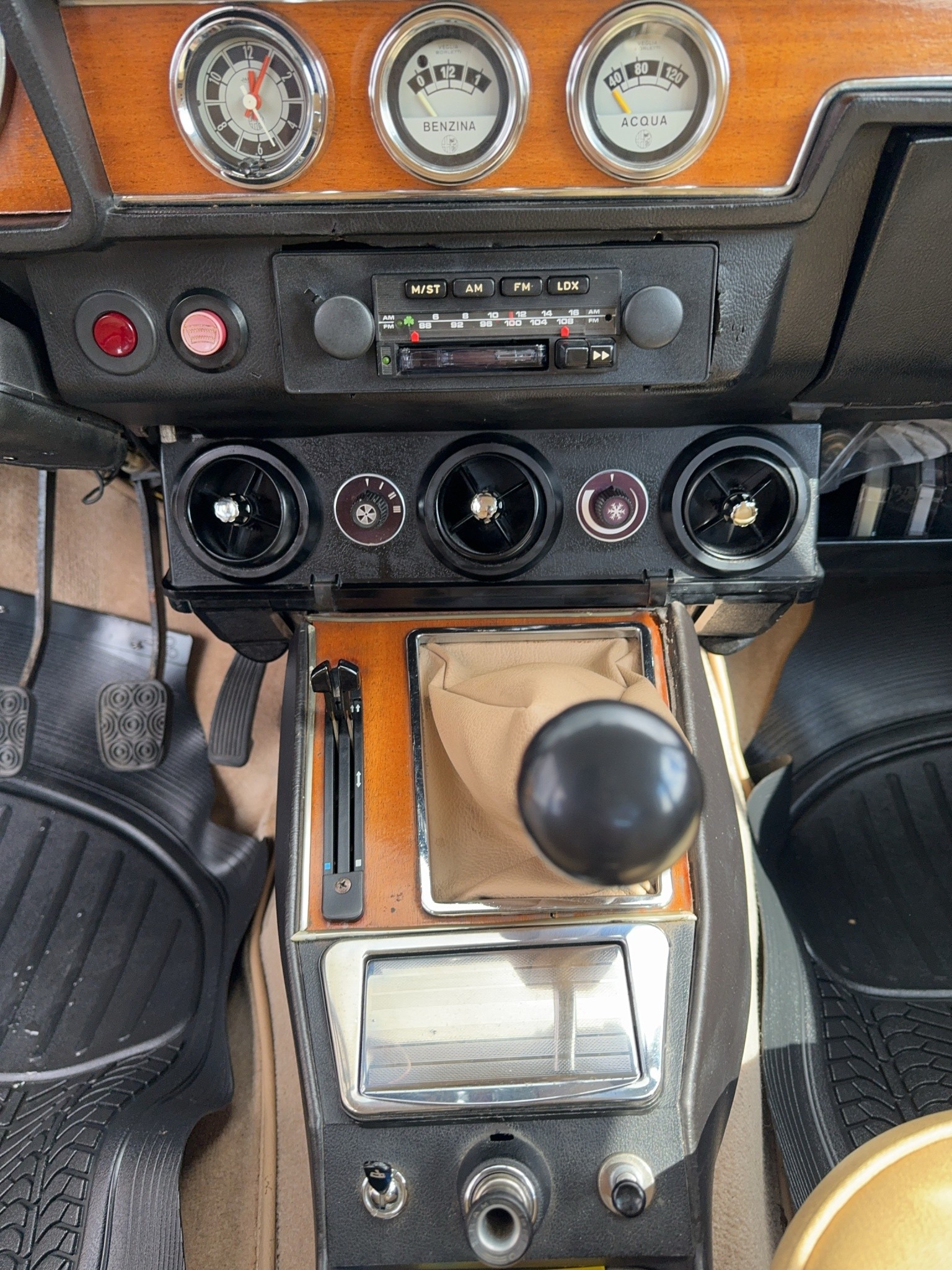 ALFA ROMEO Berlina 2000-image-13