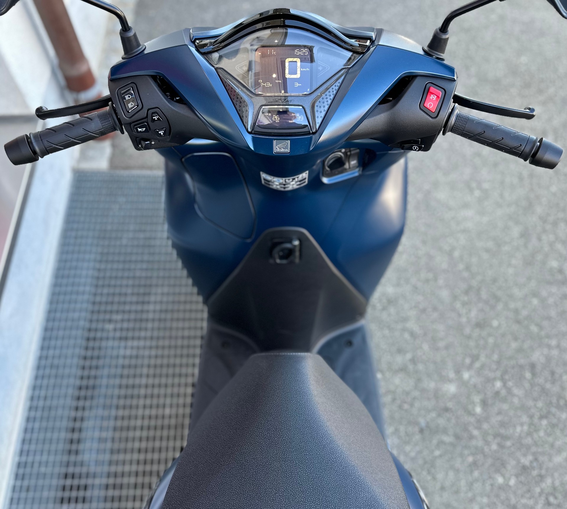 HONDA SH 350-image-7