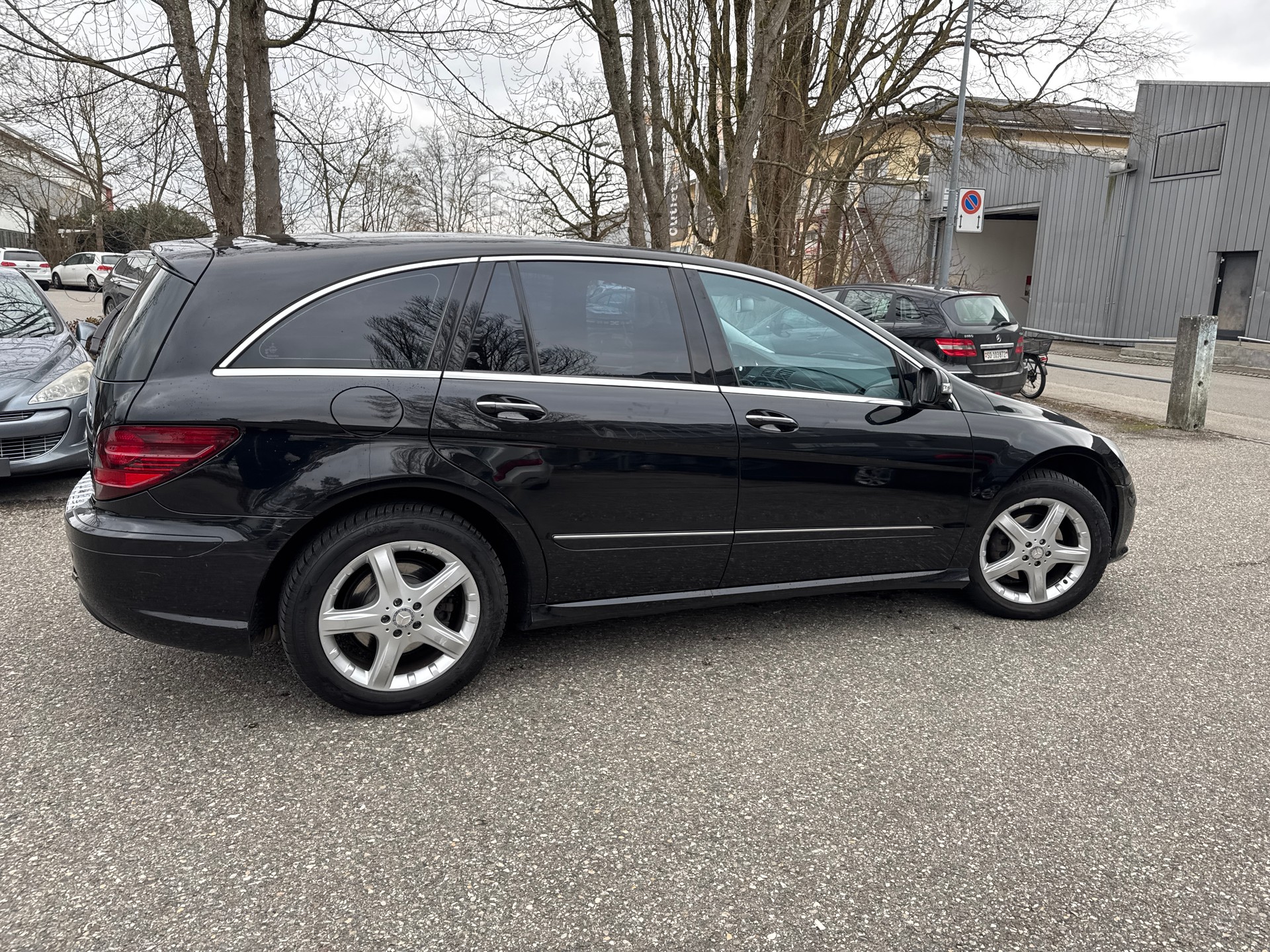 MERCEDES-BENZ R 320 CDI 4Matic 7G-Tronic ** Leder ** Navi ** Xenon ** Tempomat ** PDC V&H ** B04-image-9