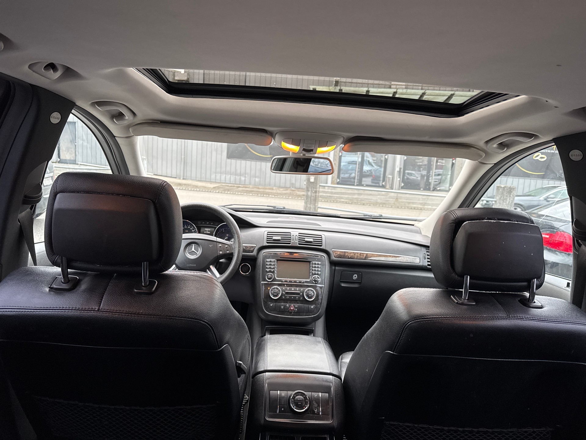 MERCEDES-BENZ R 320 CDI 4Matic 7G-Tronic ** Leder ** Navi ** Xenon ** Tempomat ** PDC V&H ** B04-image-13