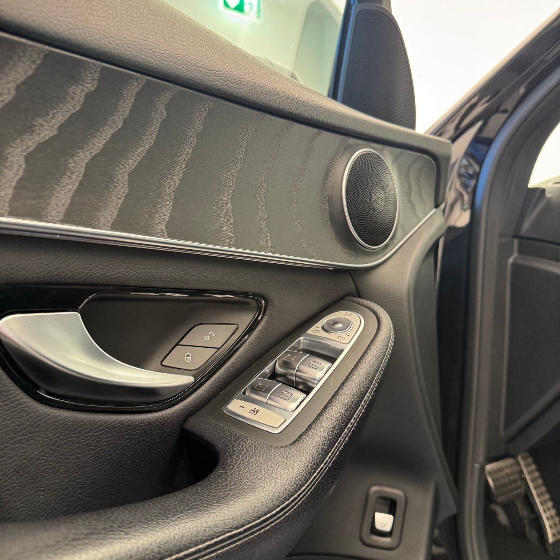 MERCEDES-BENZ GLC Coupé 350 d AMG GLC 63 Umbau-image-10