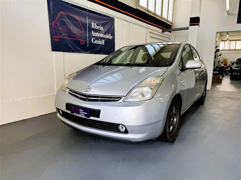 TOYOTA Prius 1.5 16V Hybrid Edition