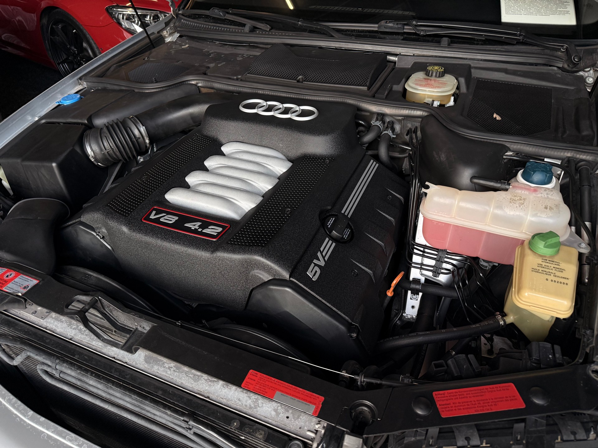 AUDI S8 D2 4.2 V8 Quattro ** Garantierte KM ** Neuwertiger-Zustand ** Lückenlose Boardunterlagen **-image-24