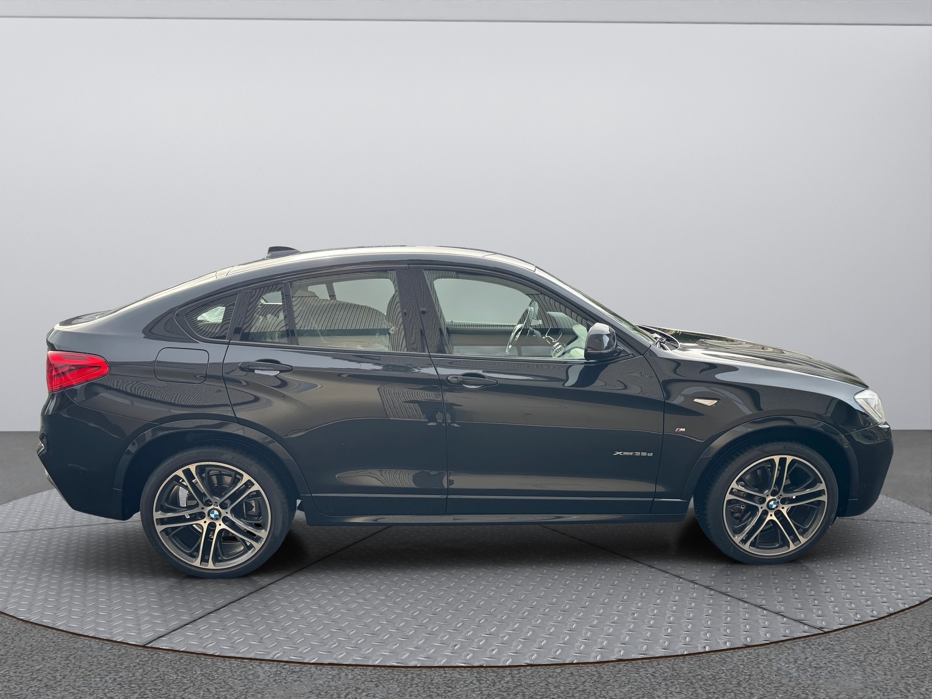 BMW X4 xDrive 35d M Sport Steptronic-image-6