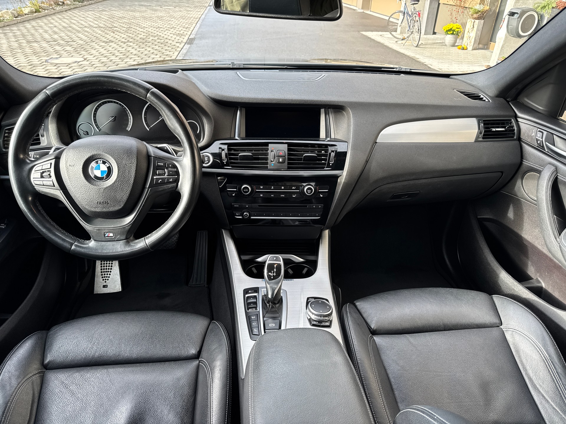 BMW X4 xDrive 35d M Sport Steptronic-image-15