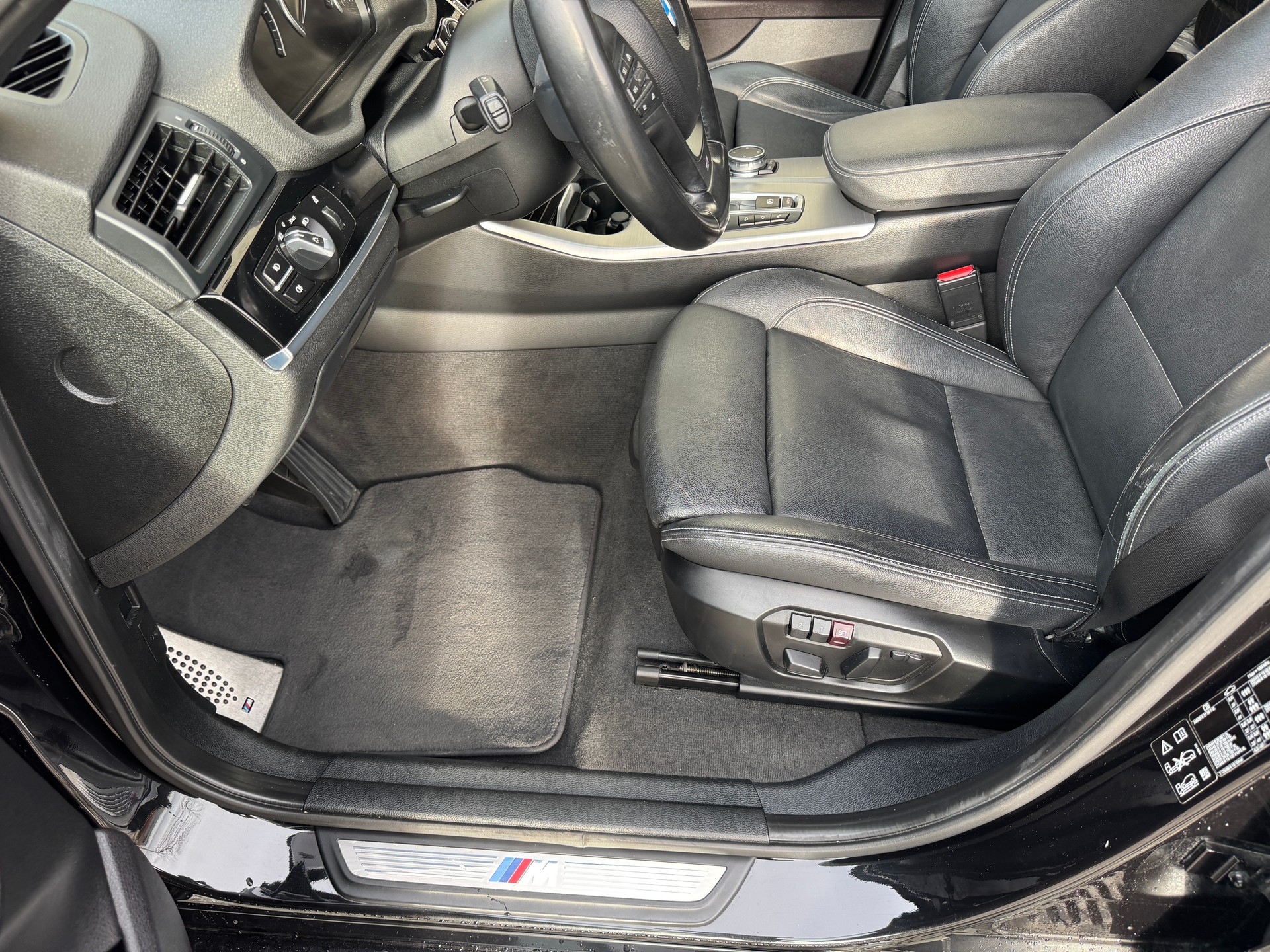 BMW X4 xDrive 35d M Sport Steptronic-image-13
