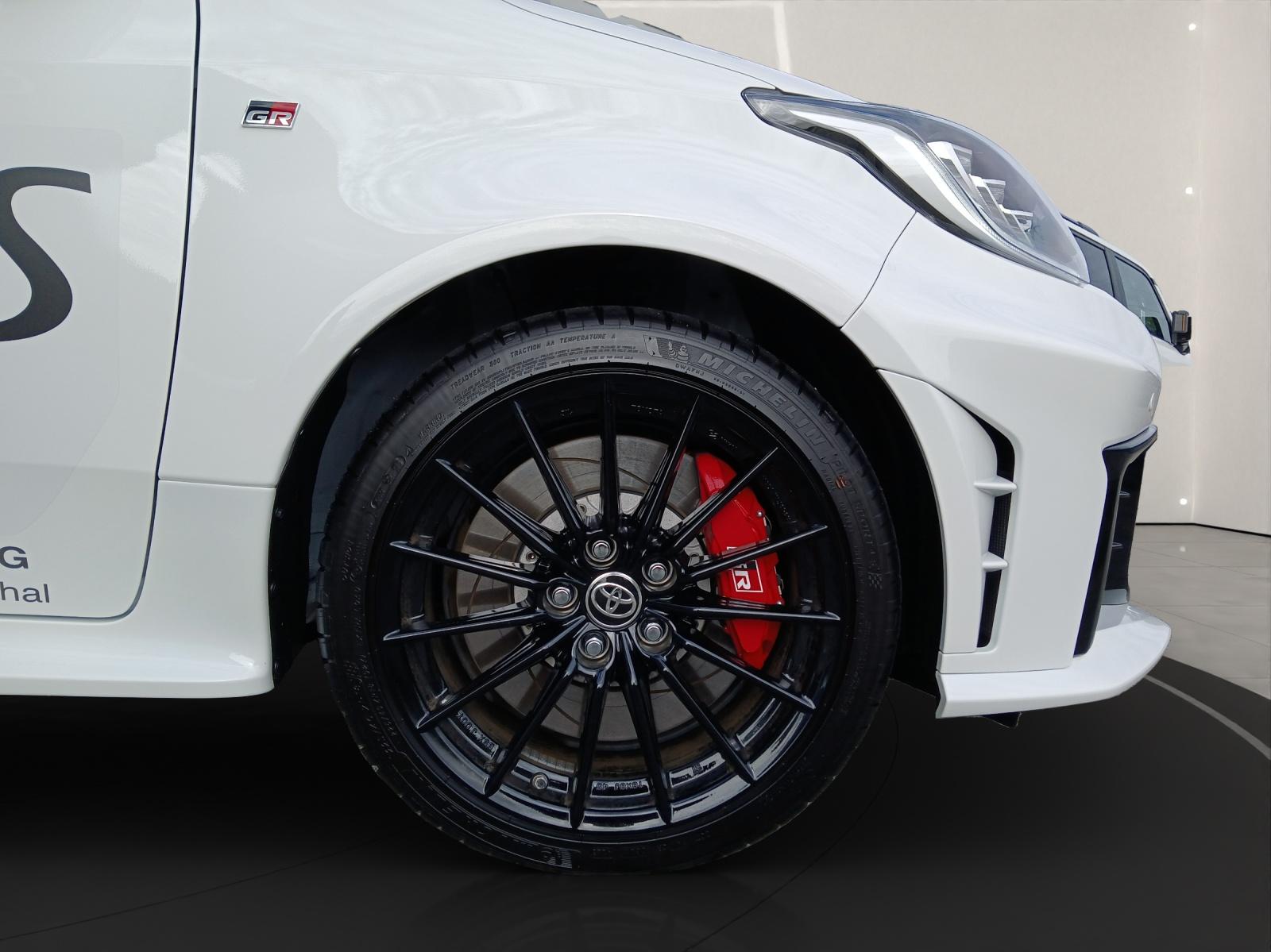 TOYOTA GR Yaris 1.6 Turbo Sport 4x4-image-15