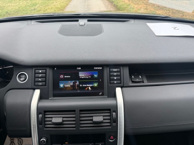 LAND ROVER Discovery Sport 2.0 SD4 SE AT9-image-8
