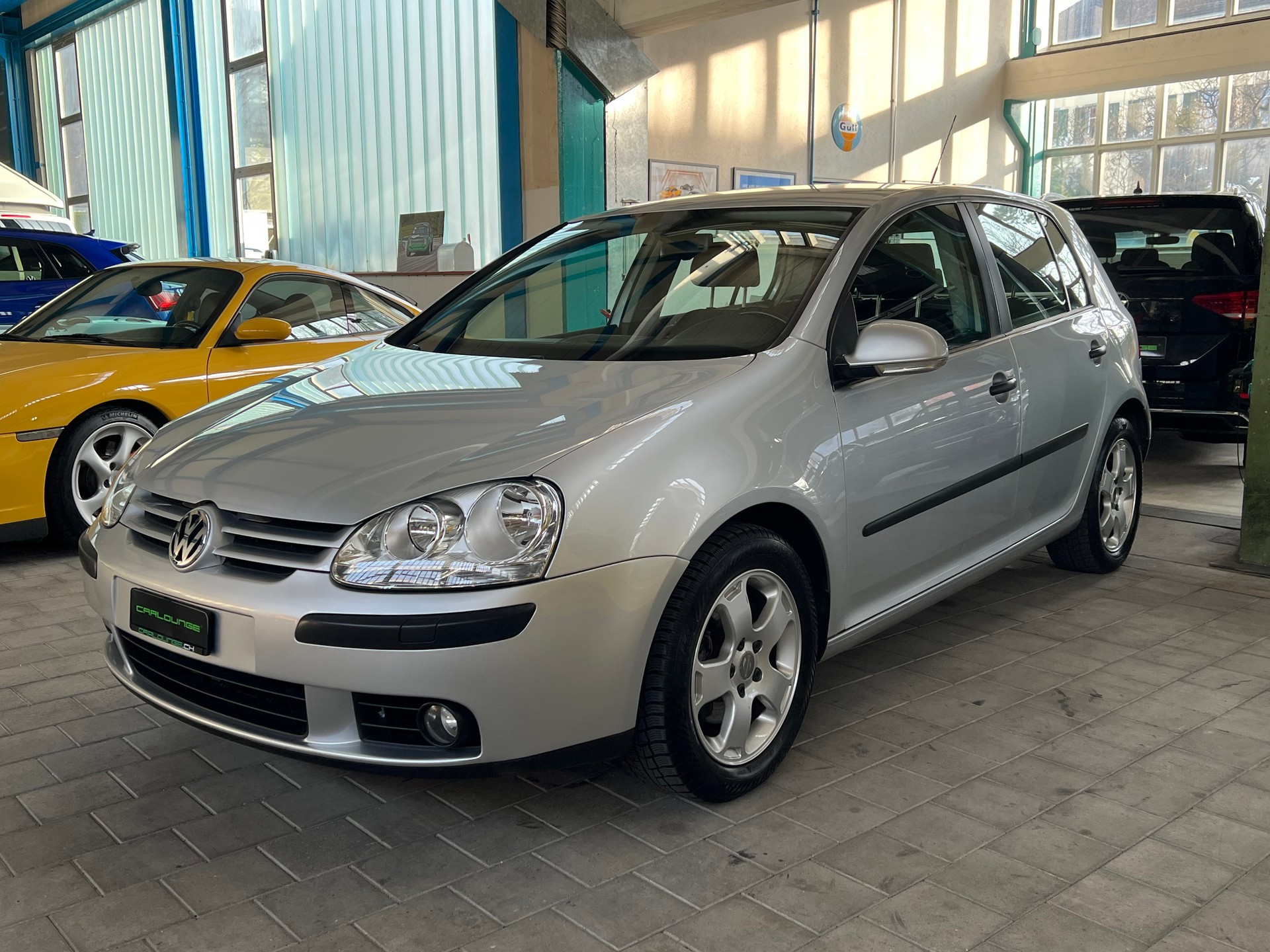 VW Golf 2.0 FSI Comfortline 4Motion-image-17