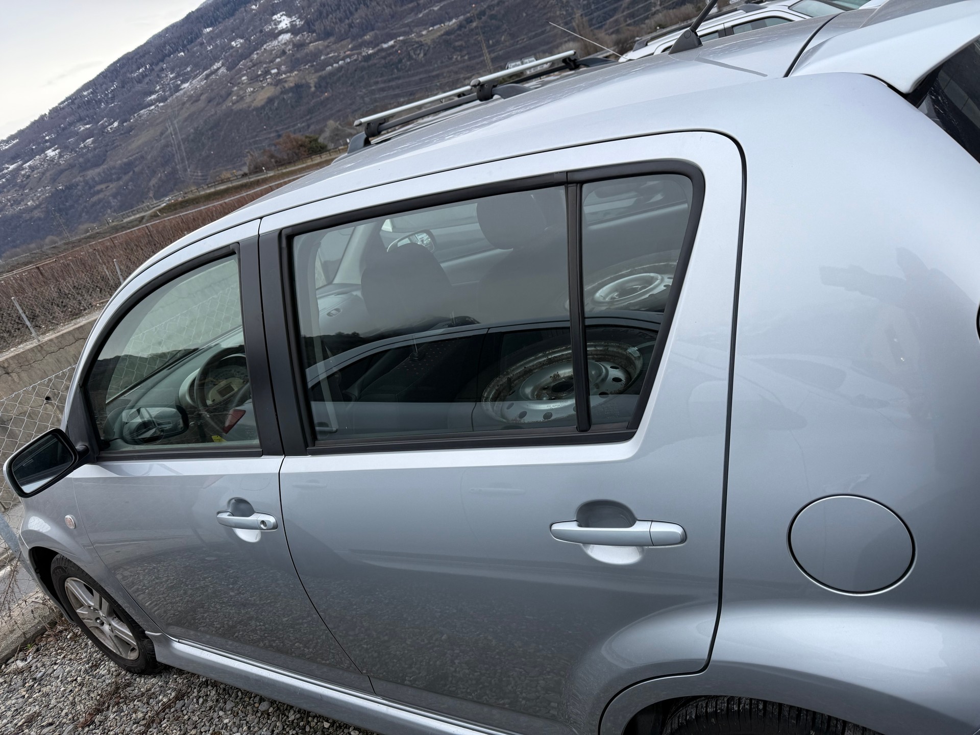 DAIHATSU Sirion 1.3 S eco-4WD-image-7