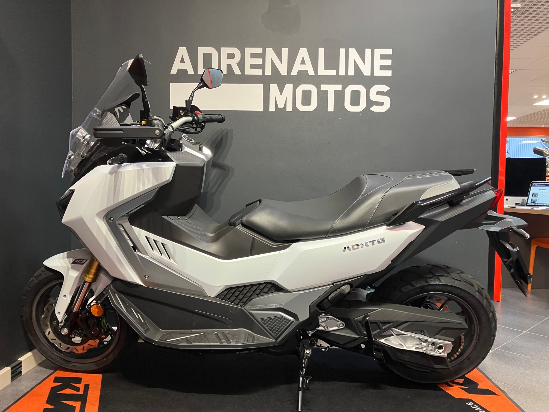 SYM ADXTG 400-image-3