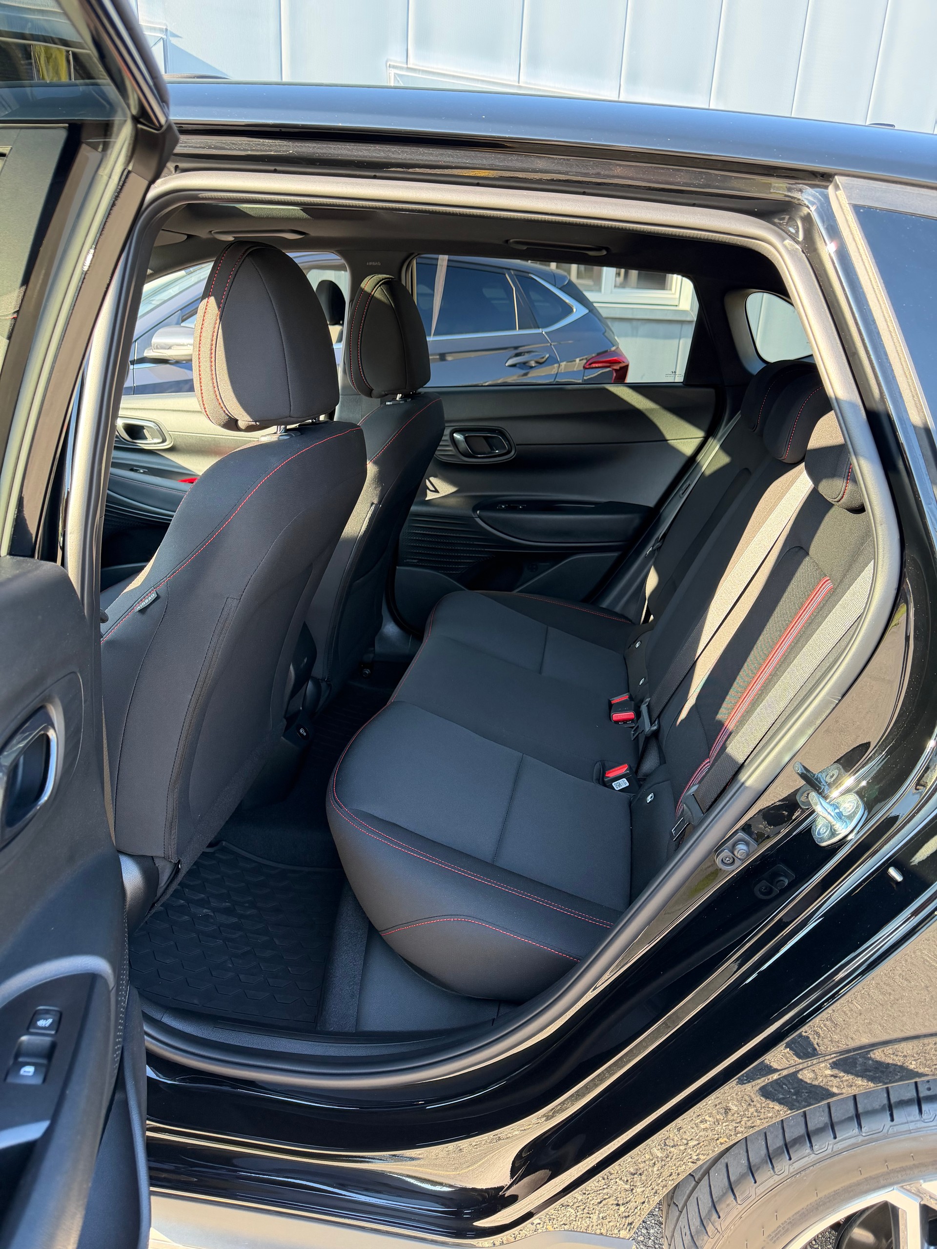 HYUNDAI "N-LINE" i20 1.0 T-GDi N-Line "SPORT N-LINE" CH WAGEN "AUTOMAT" TOP AUSSTATTUNG !!-image-20