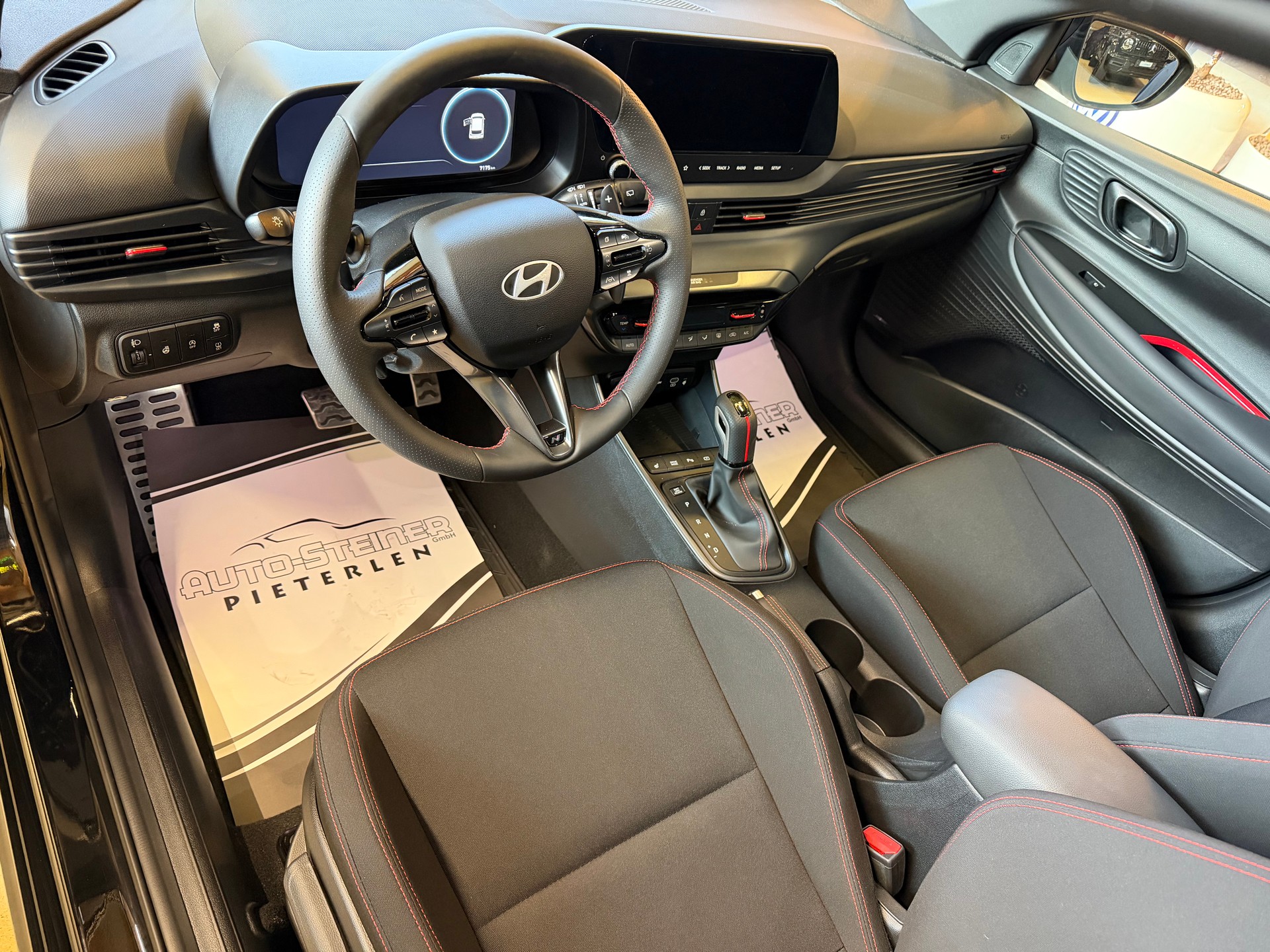 HYUNDAI "N-LINE" i20 1.0 T-GDi N-Line "SPORT N-LINE" CH WAGEN "AUTOMAT" TOP AUSSTATTUNG !!-image-4
