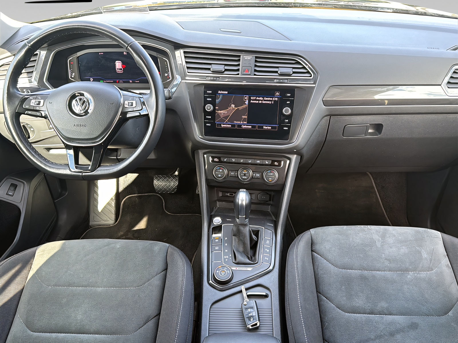 VW Tiguan Allspace 2.0TSI Highline 4Motion DSG-image-10