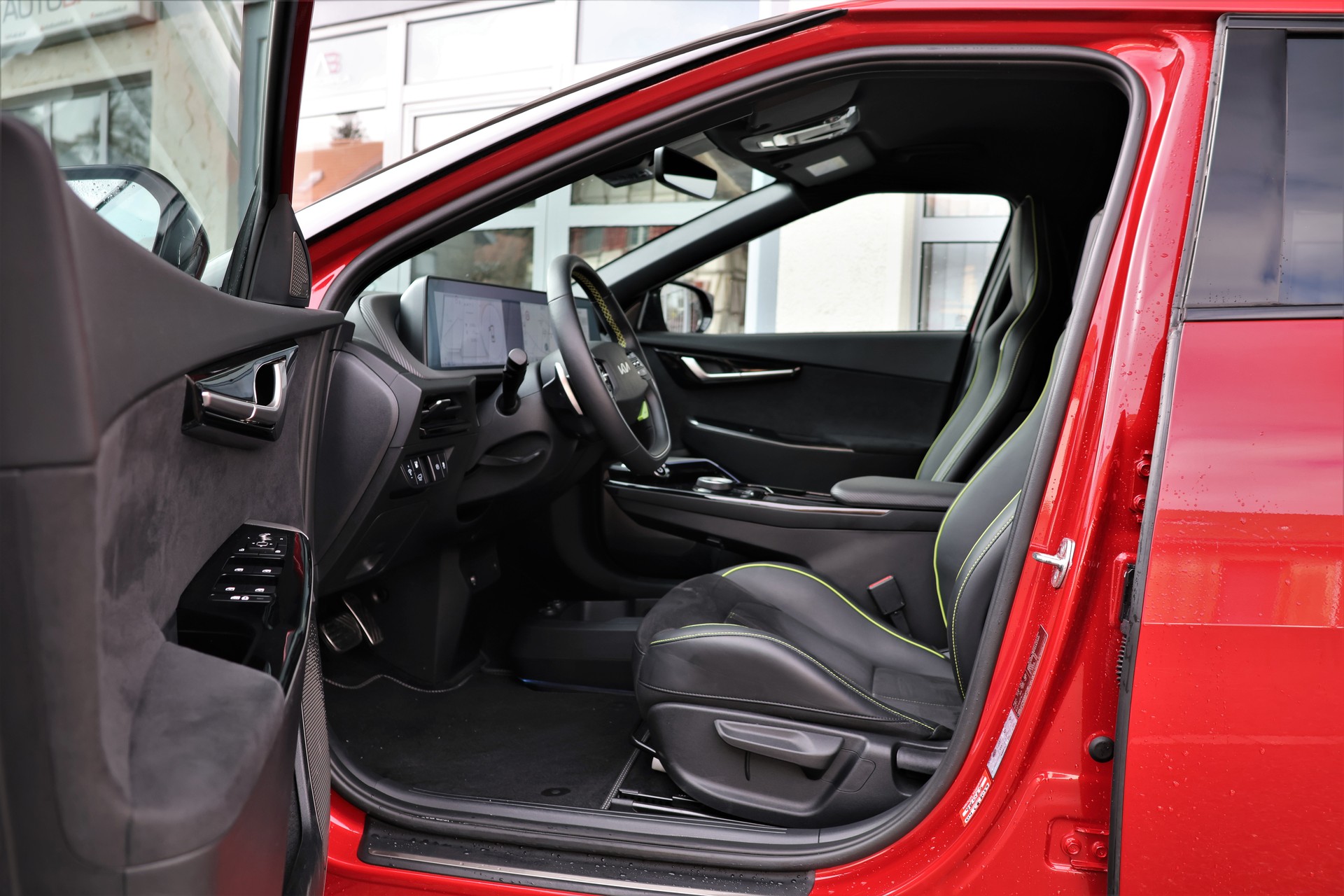 KIA EV6 77.4 kWh GT 4x4 (CH) "Runwayred"-image-9