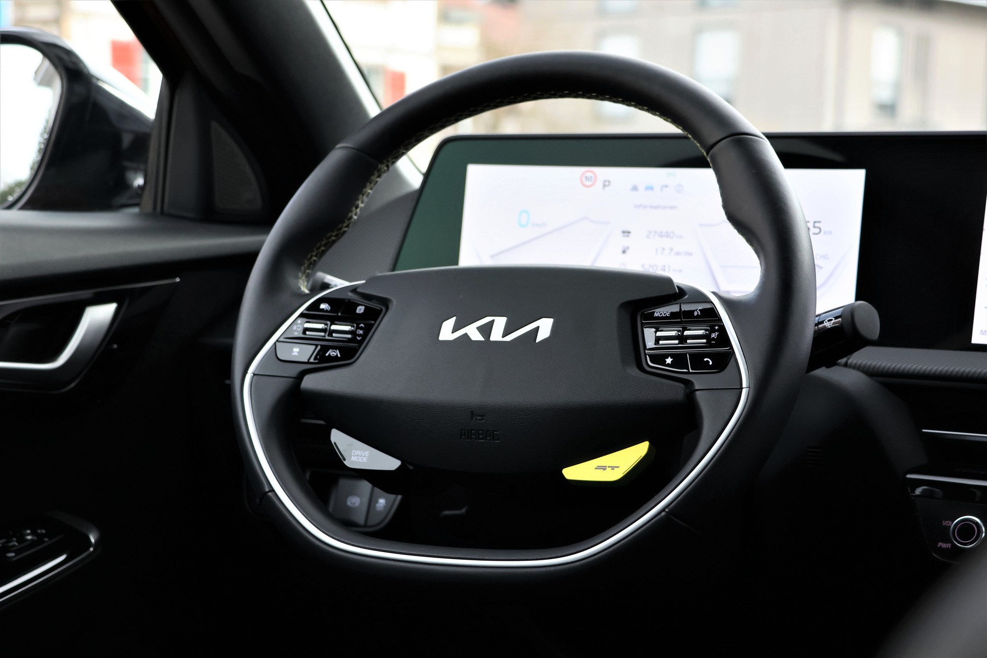 KIA EV6 77.4 kWh GT 4x4 (CH) "Runwayred"-image-16
