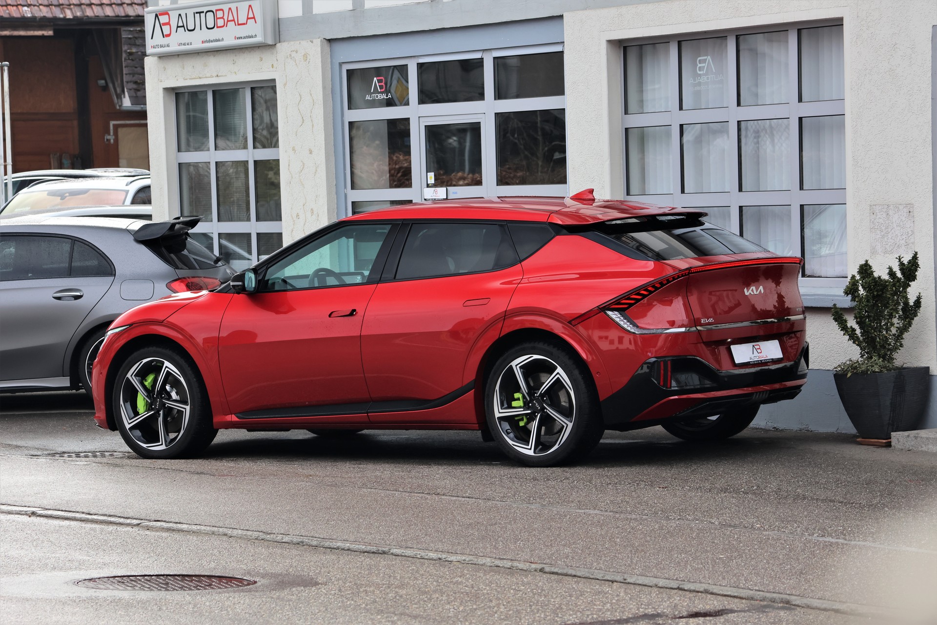 KIA EV6 77.4 kWh GT 4x4 (CH) "Runwayred"-image-4