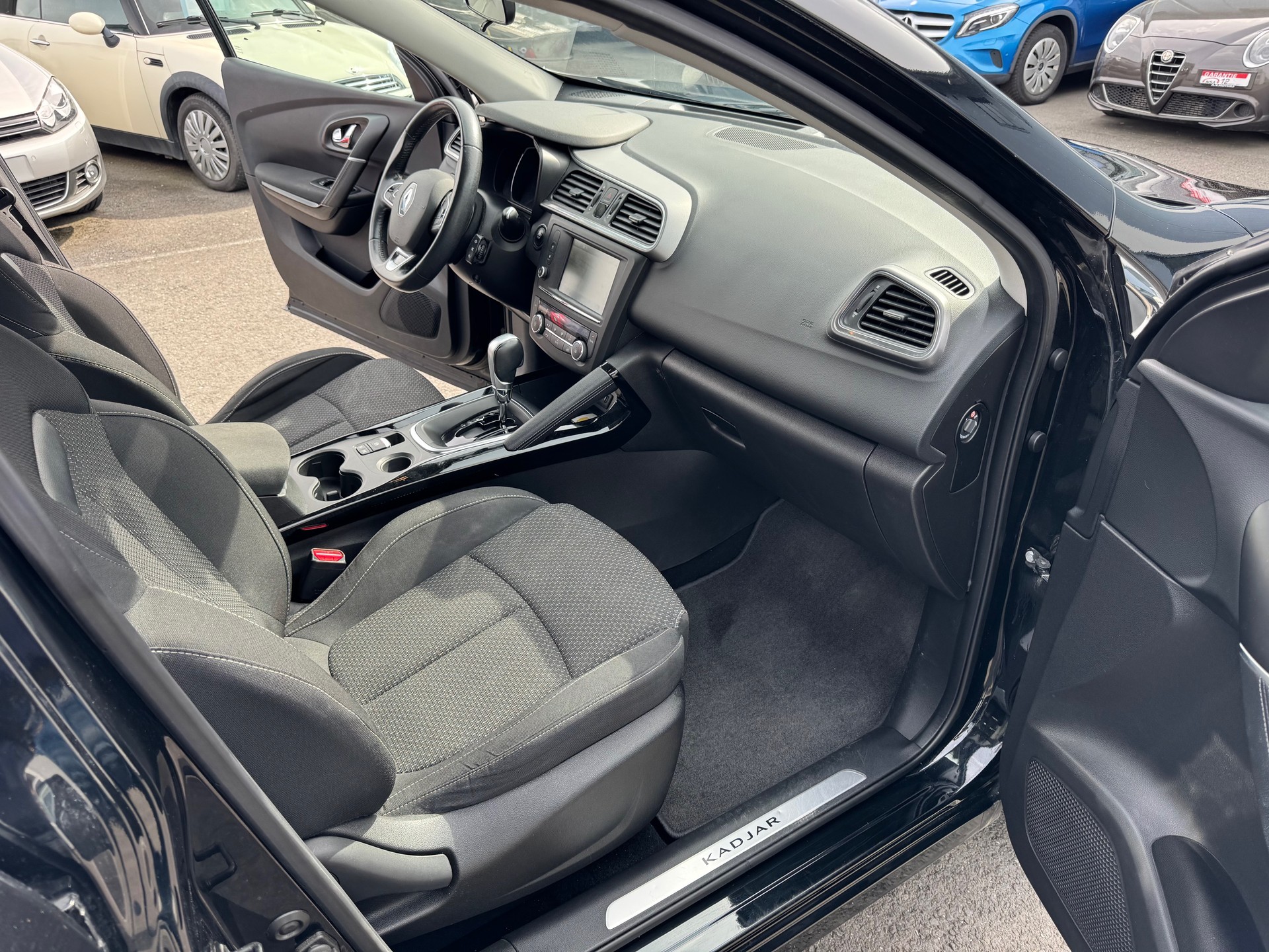 RENAULT Kadjar 1.2 16V Turbo Intens EDC-image-12