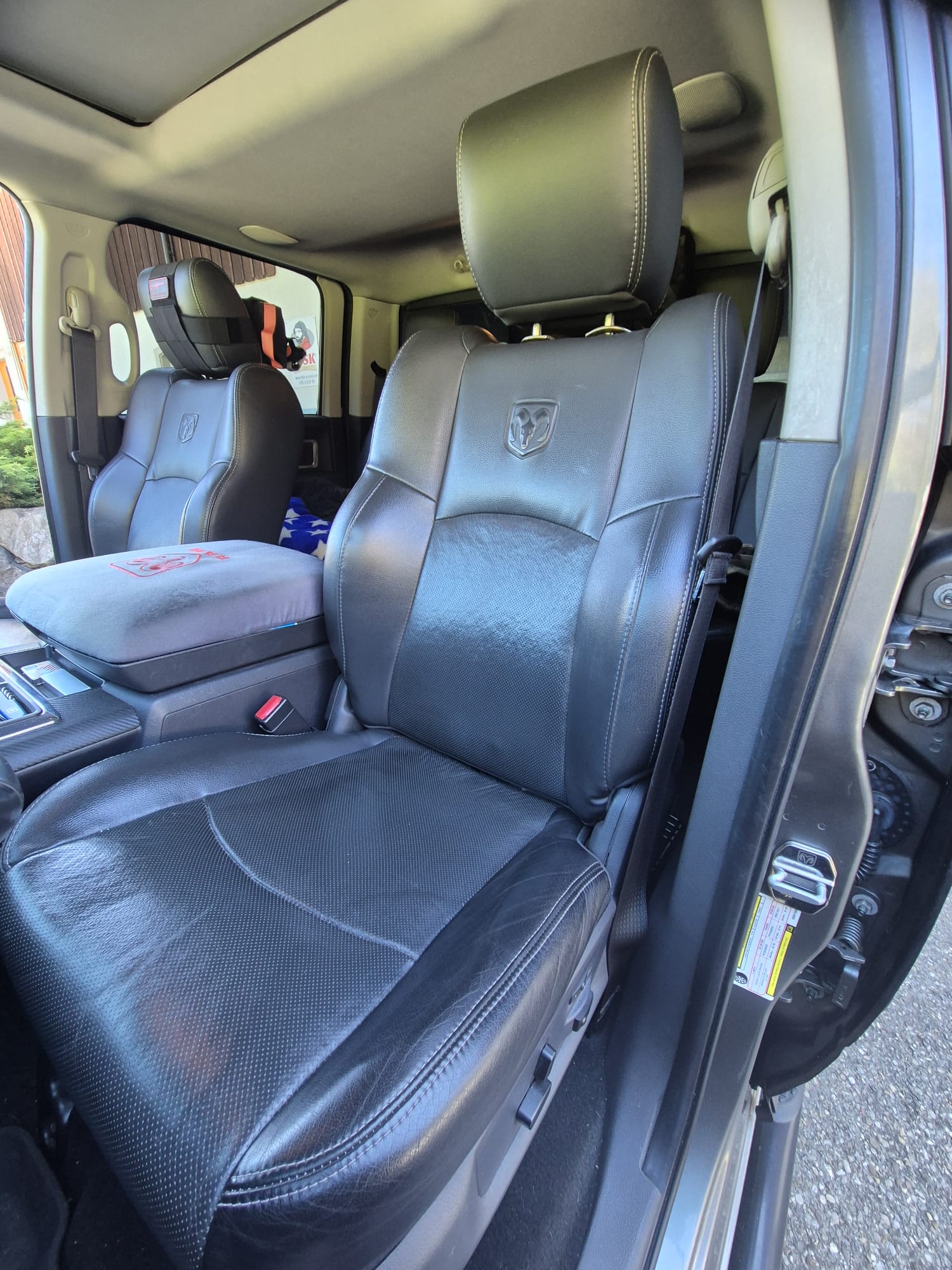 DODGE Ram-image-14