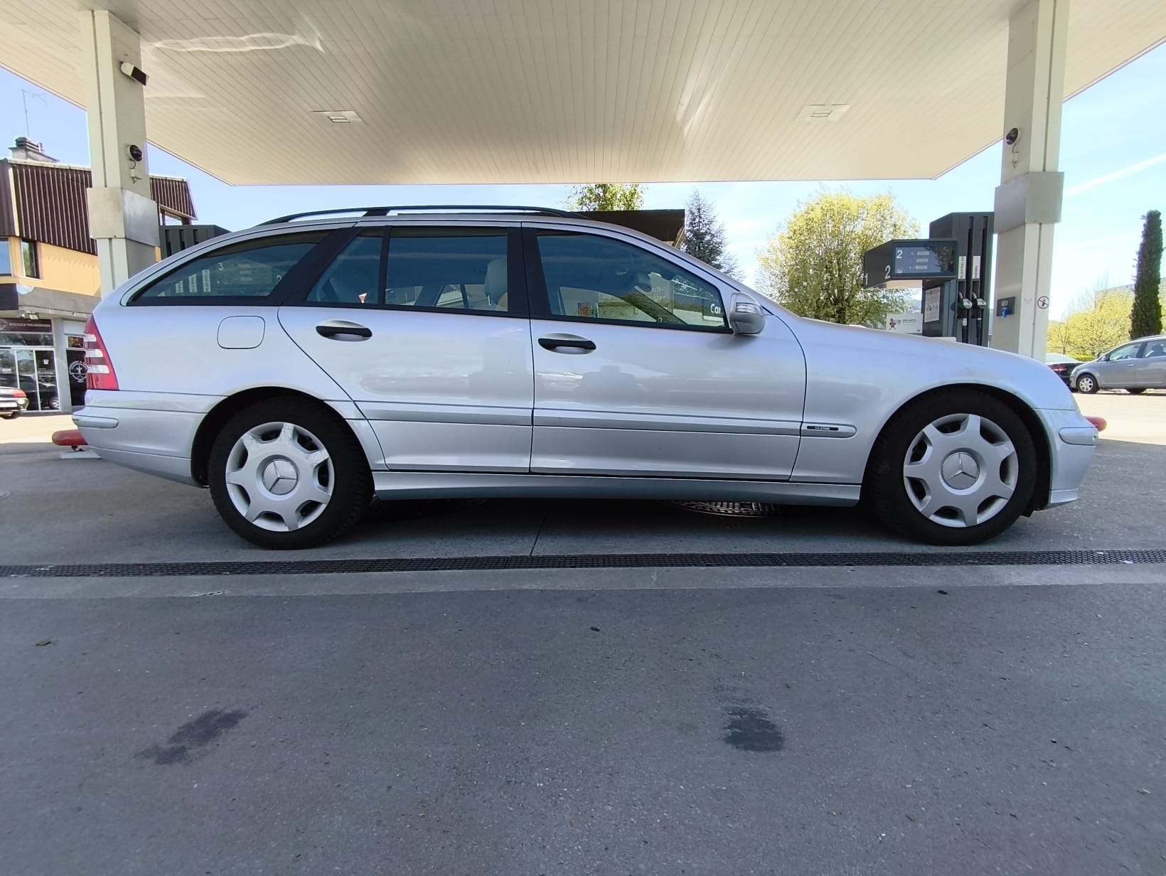 MERCEDES-BENZ C 280 Avantgarde 4Matic Automatic-image-6