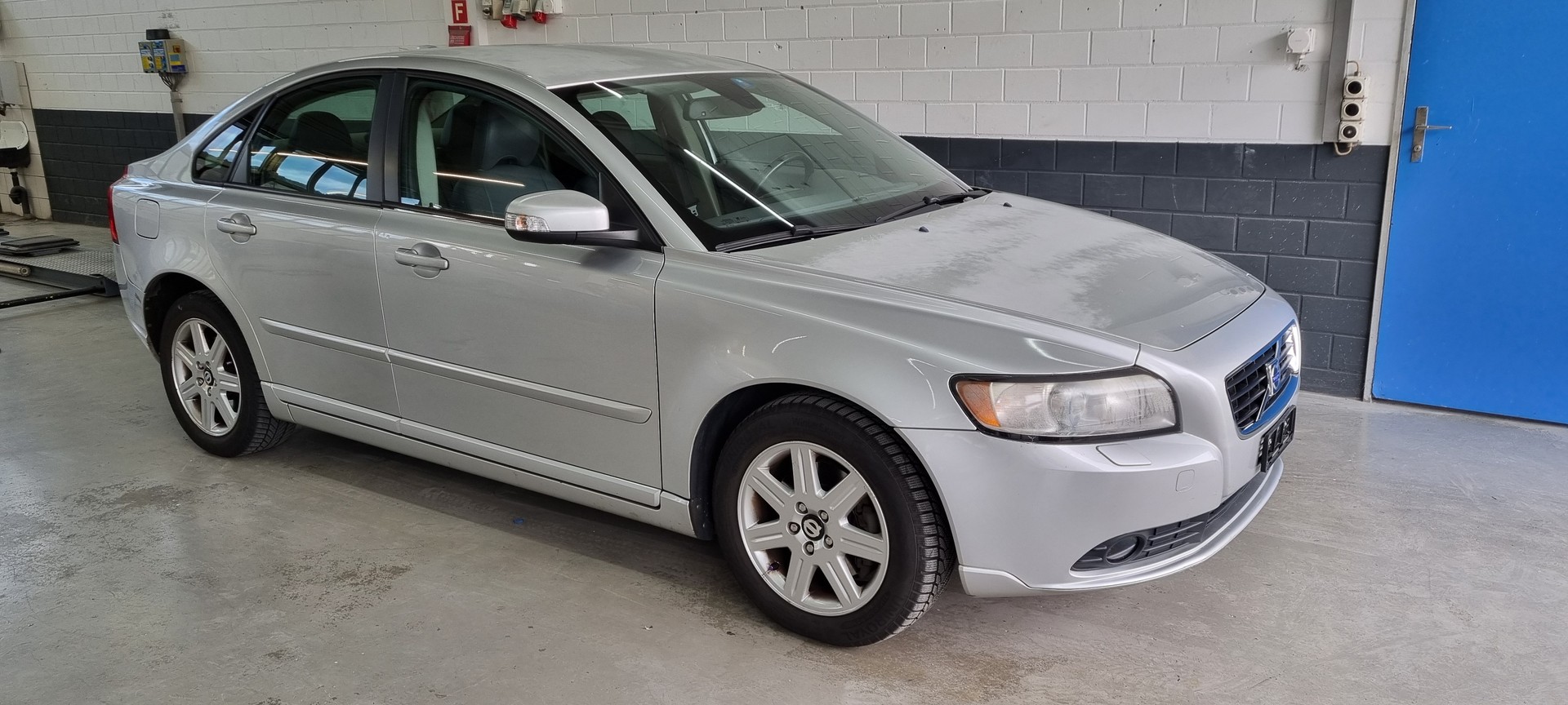 VOLVO S40 2.4 Summum Geartronic-image-1