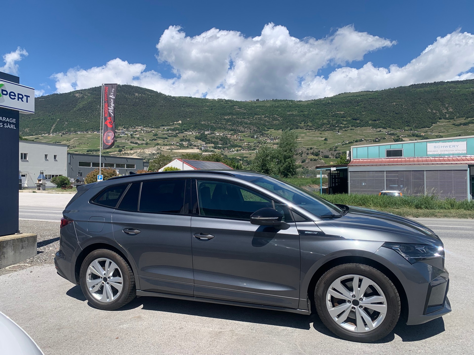 SKODA Enyaq iV 80x SportLine-image-4