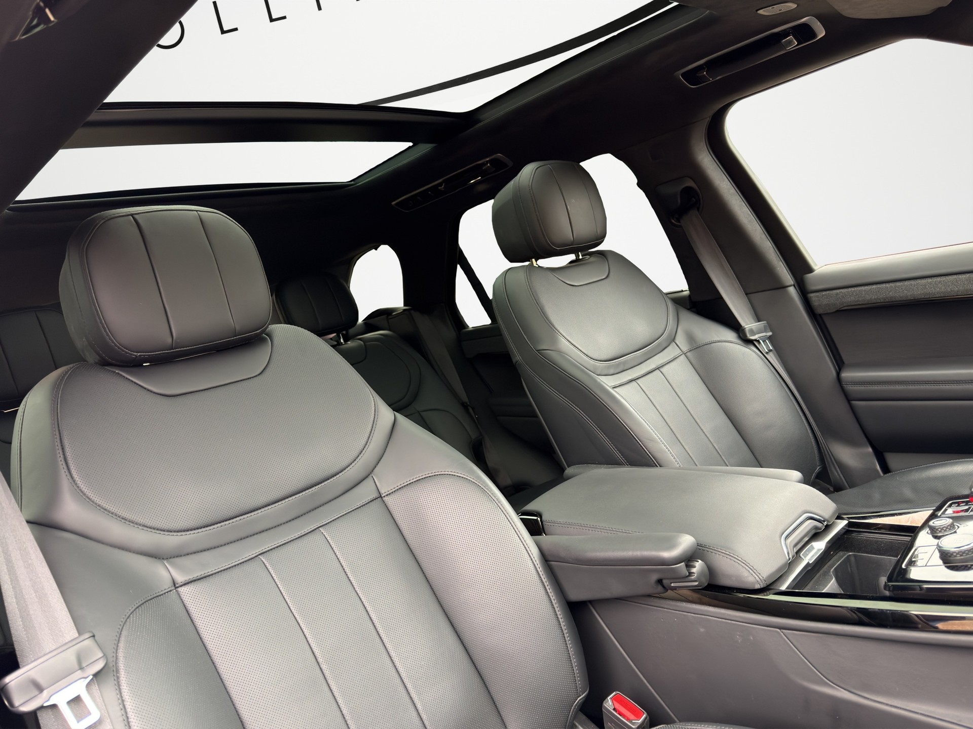 LAND ROVER Range Rover Sport P530 4.4 V8 First Edition Automatic-image-17