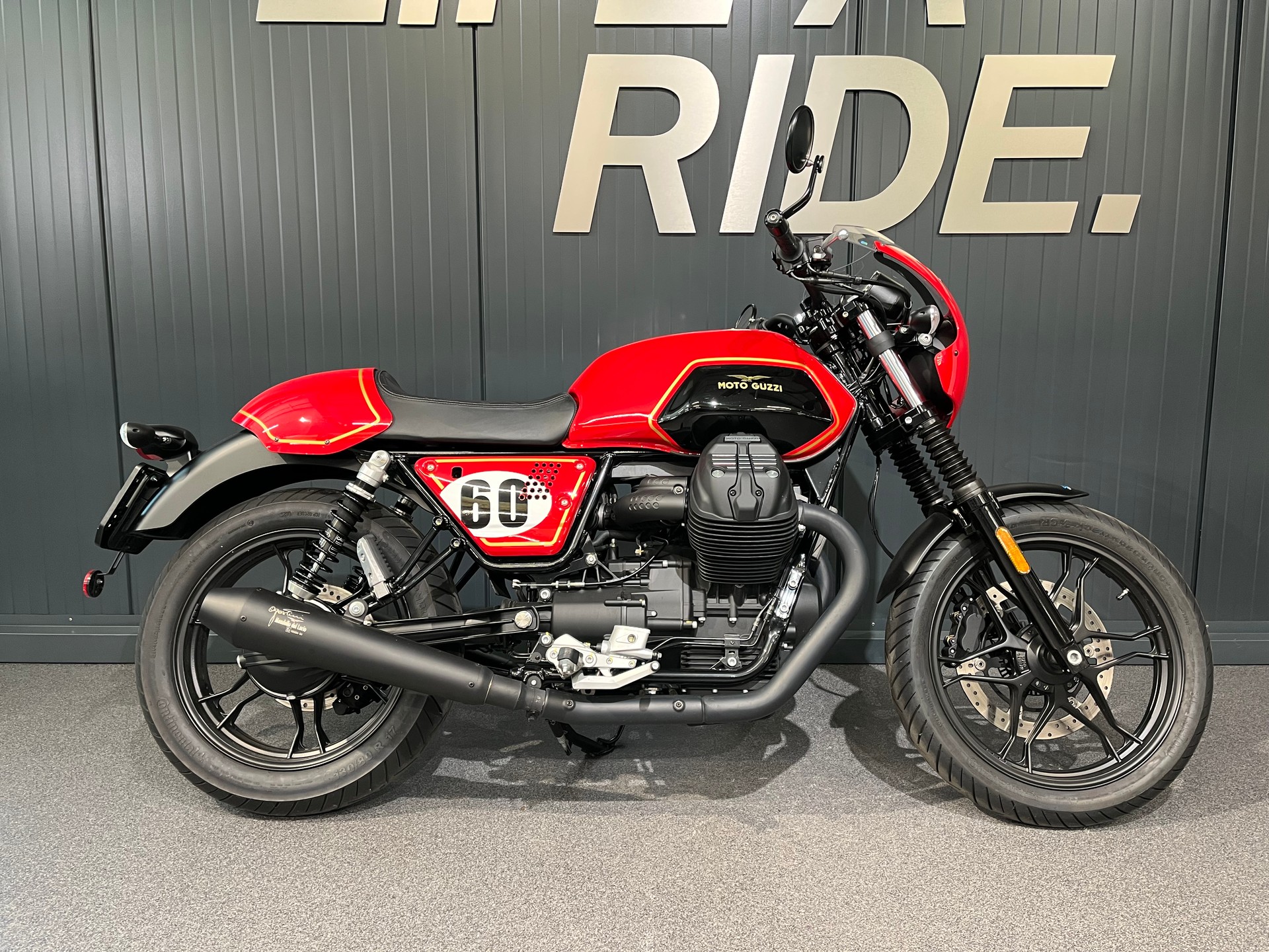 MOTO GUZZI V7 III Stone S