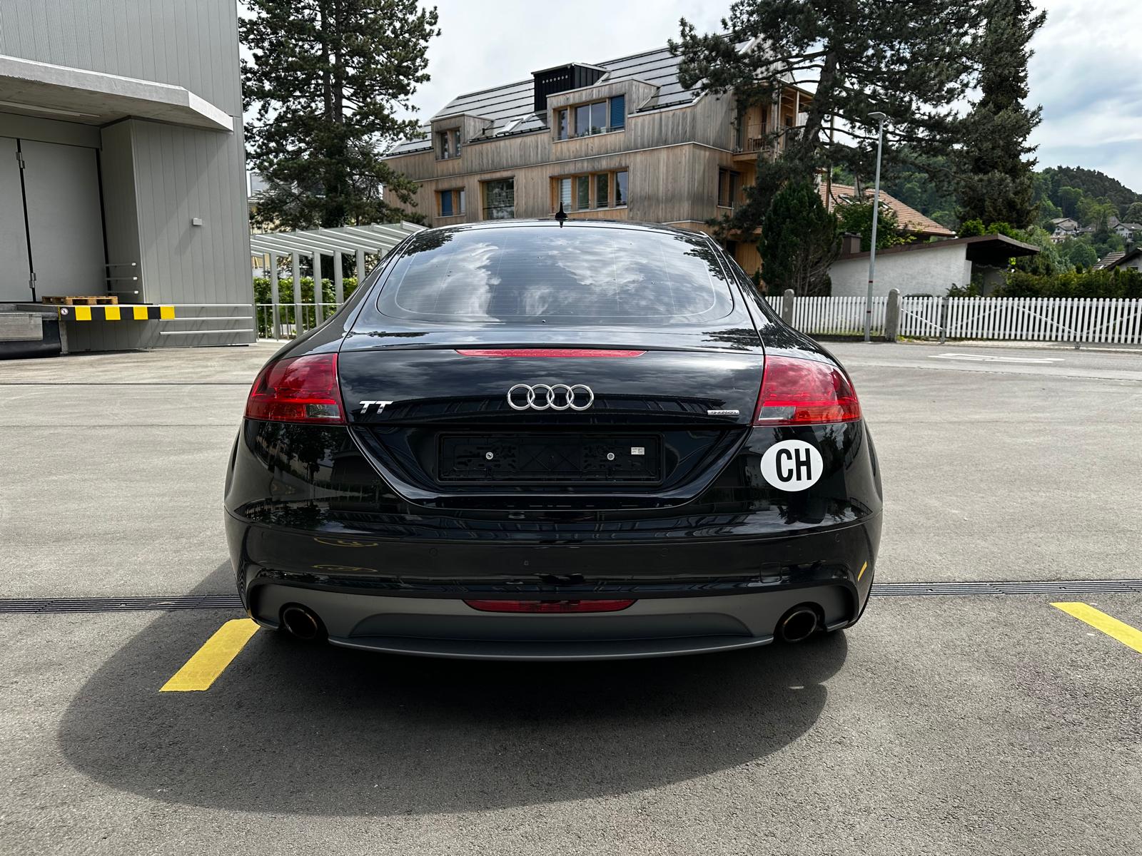 AUDI 3.2 V6 quattro-image-3