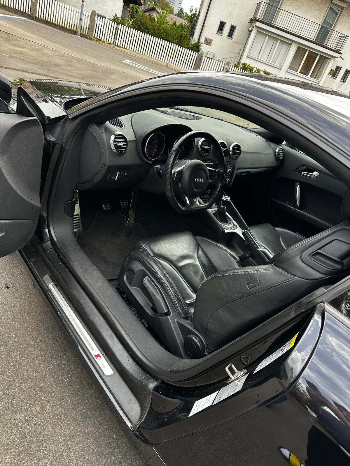AUDI 3.2 V6 quattro-image-6