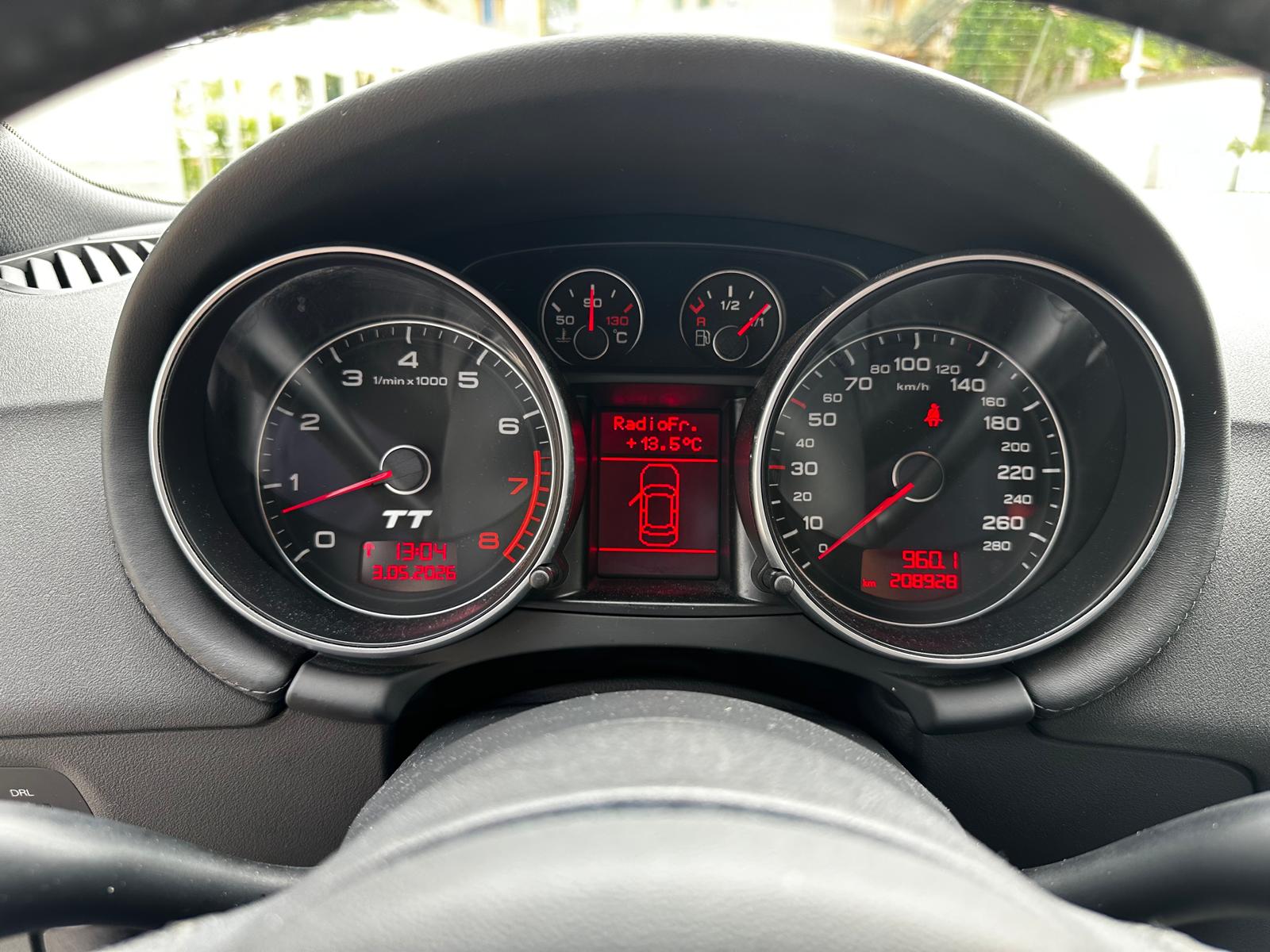 AUDI 3.2 V6 quattro-image-8