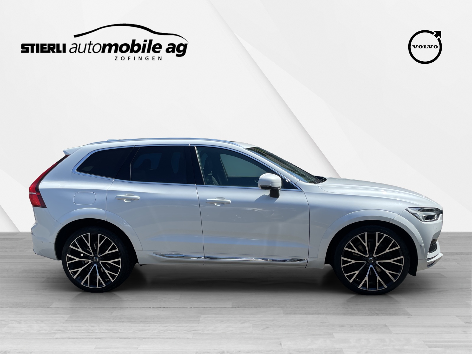 VOLVO XC60 2.0 T6 Inscription AWD-showroom-element-3