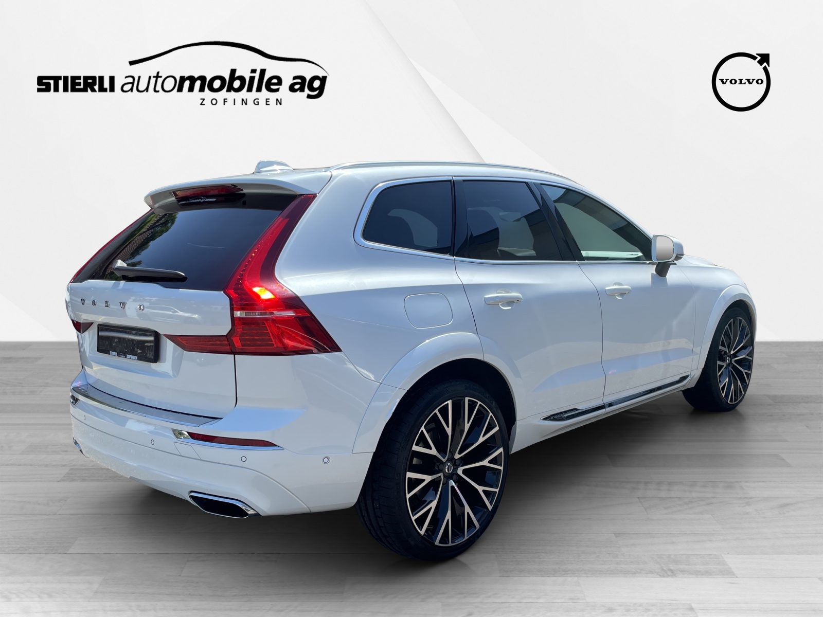 VOLVO XC60 2.0 T6 Inscription AWD-image-4