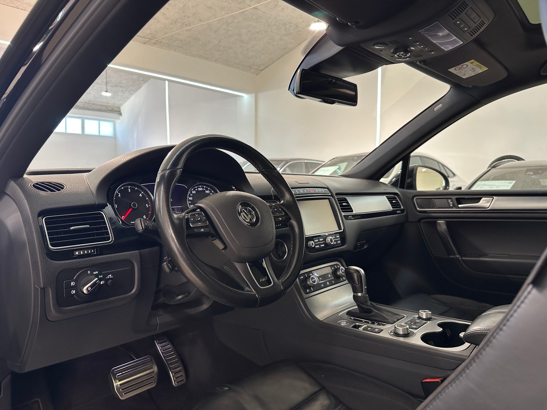 VW Touareg 3.0 TDI BlueMotion Technology Tiptronic-showroom-element-1