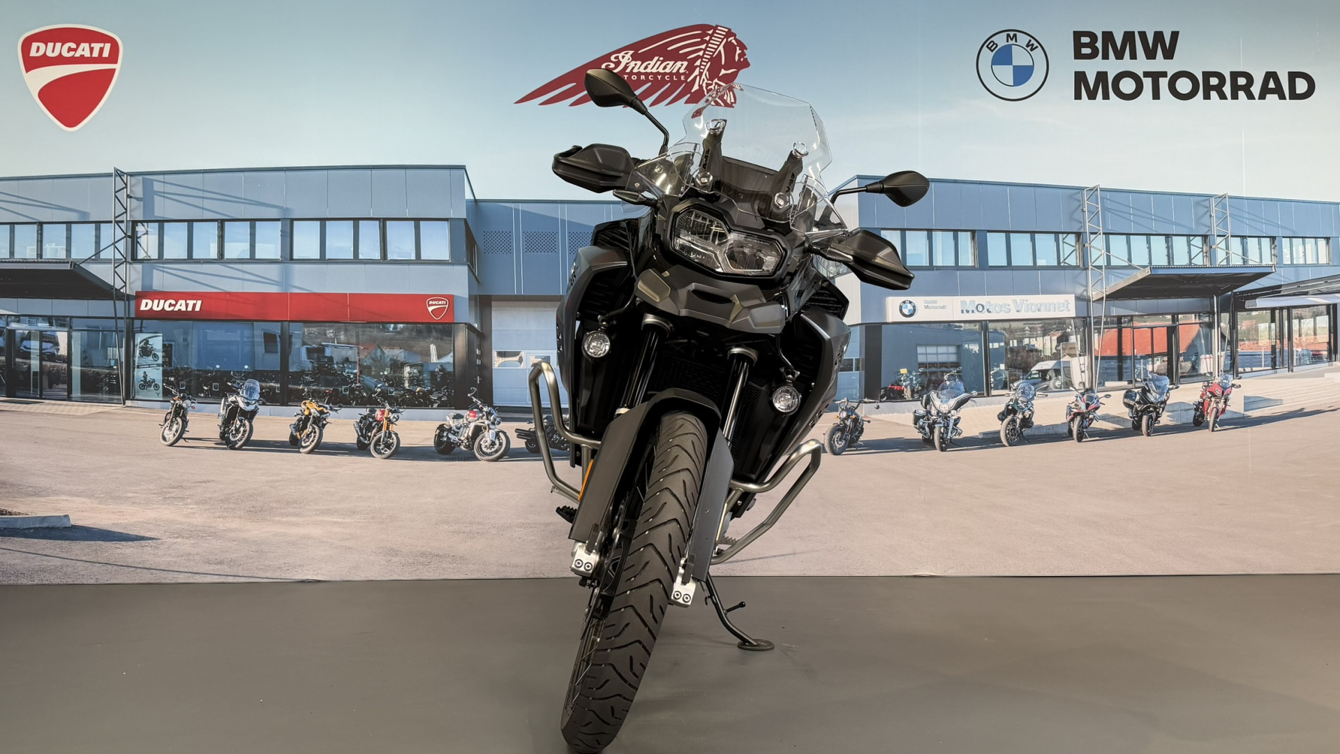 BMW F 850 GS Adventure Triple Black-image-1