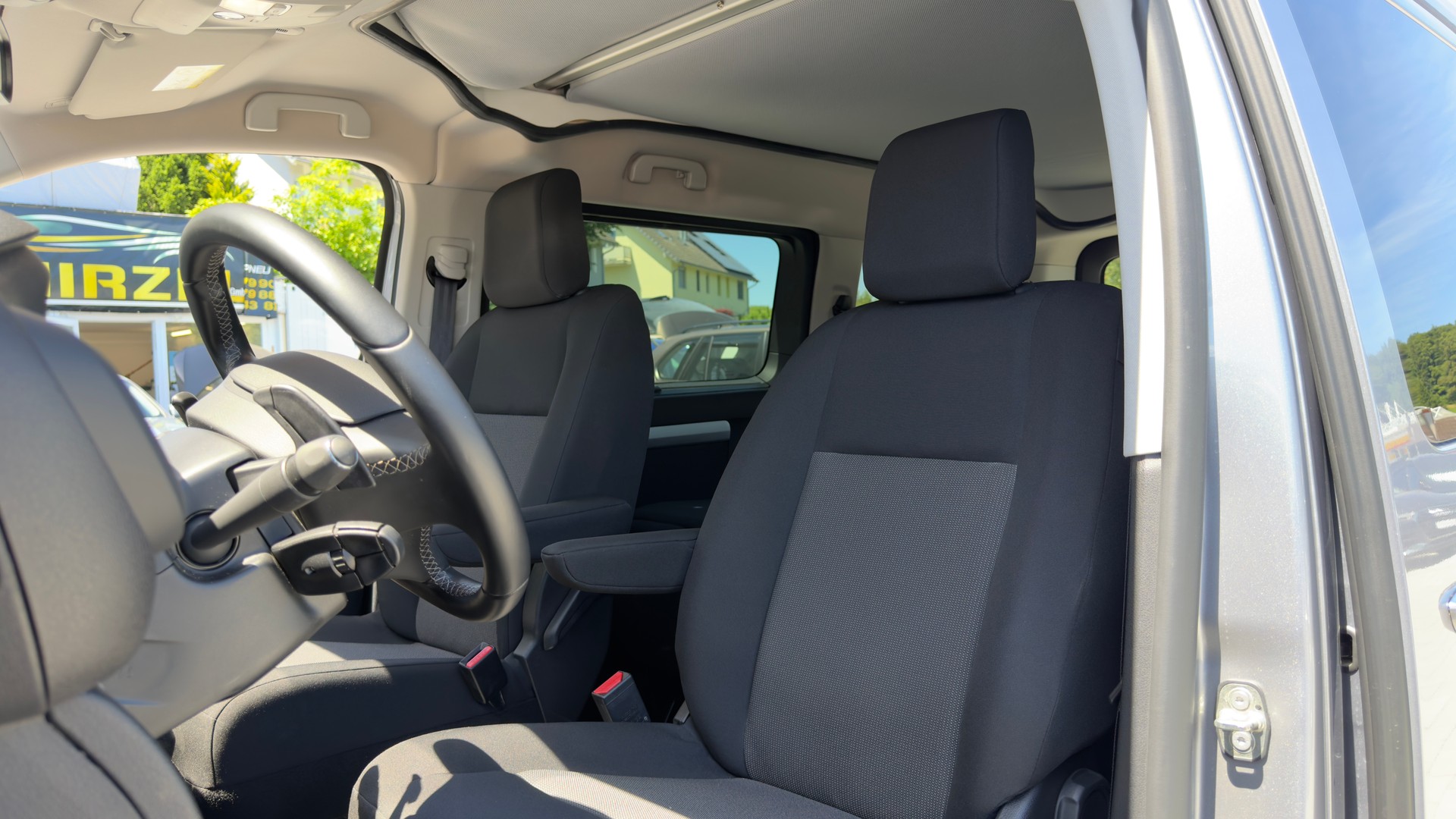 OPEL Zafira Life 2.0 CDTI Bus. Elegance CAMPER-image-9