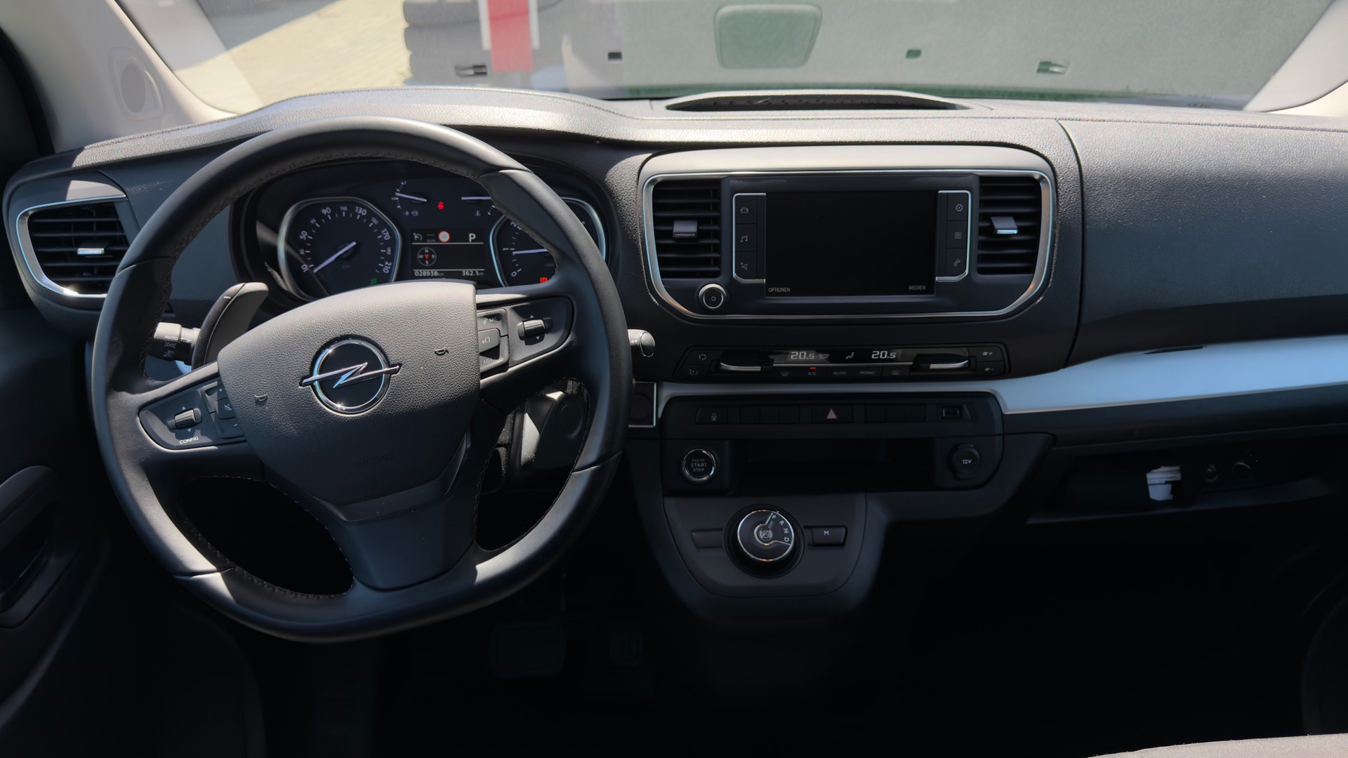 OPEL Zafira Life 2.0 CDTI Bus. Elegance CAMPER-image-10