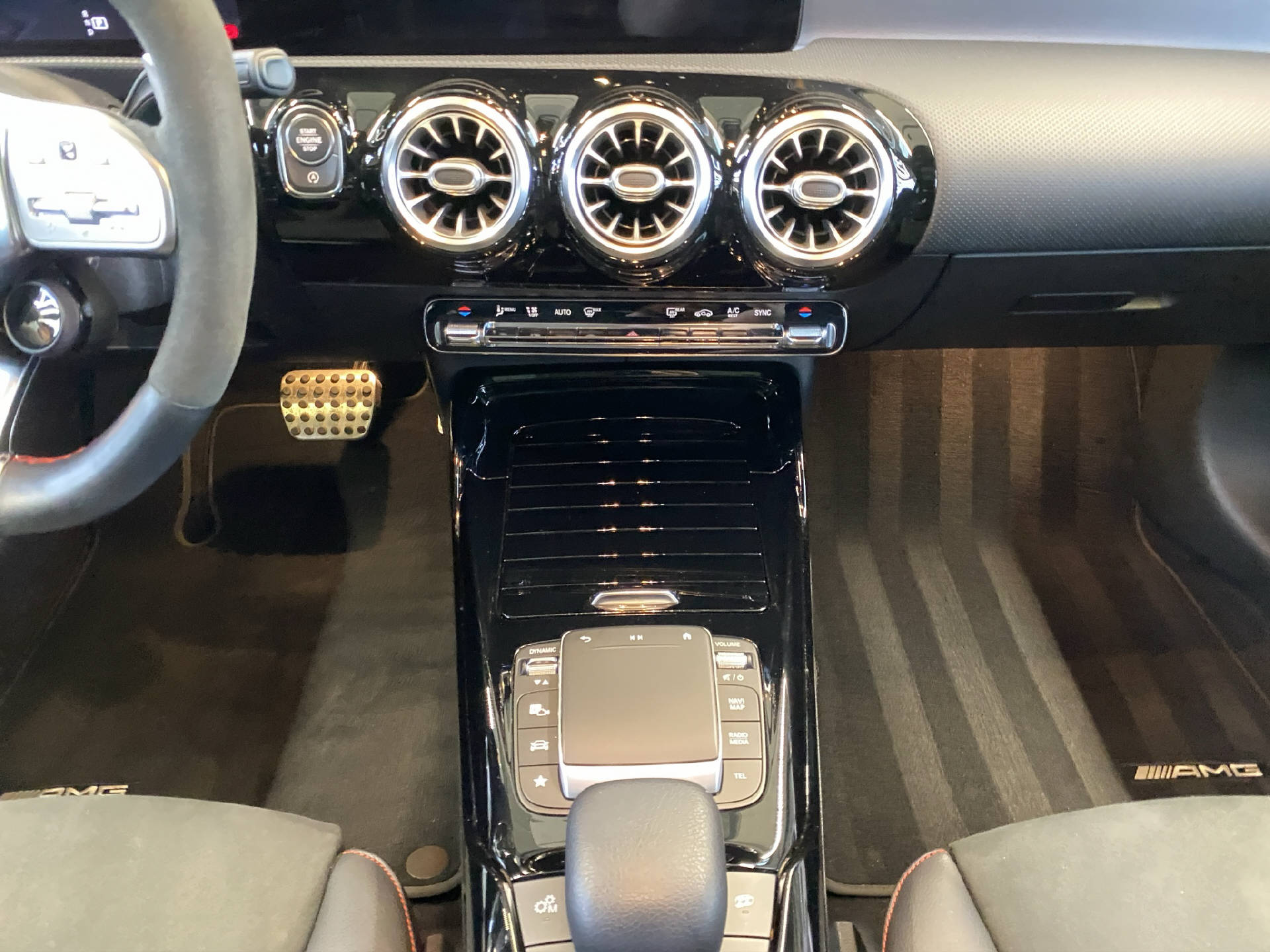 MERCEDES-BENZ CLA 45 S AMG 4MATIC+-image-10
