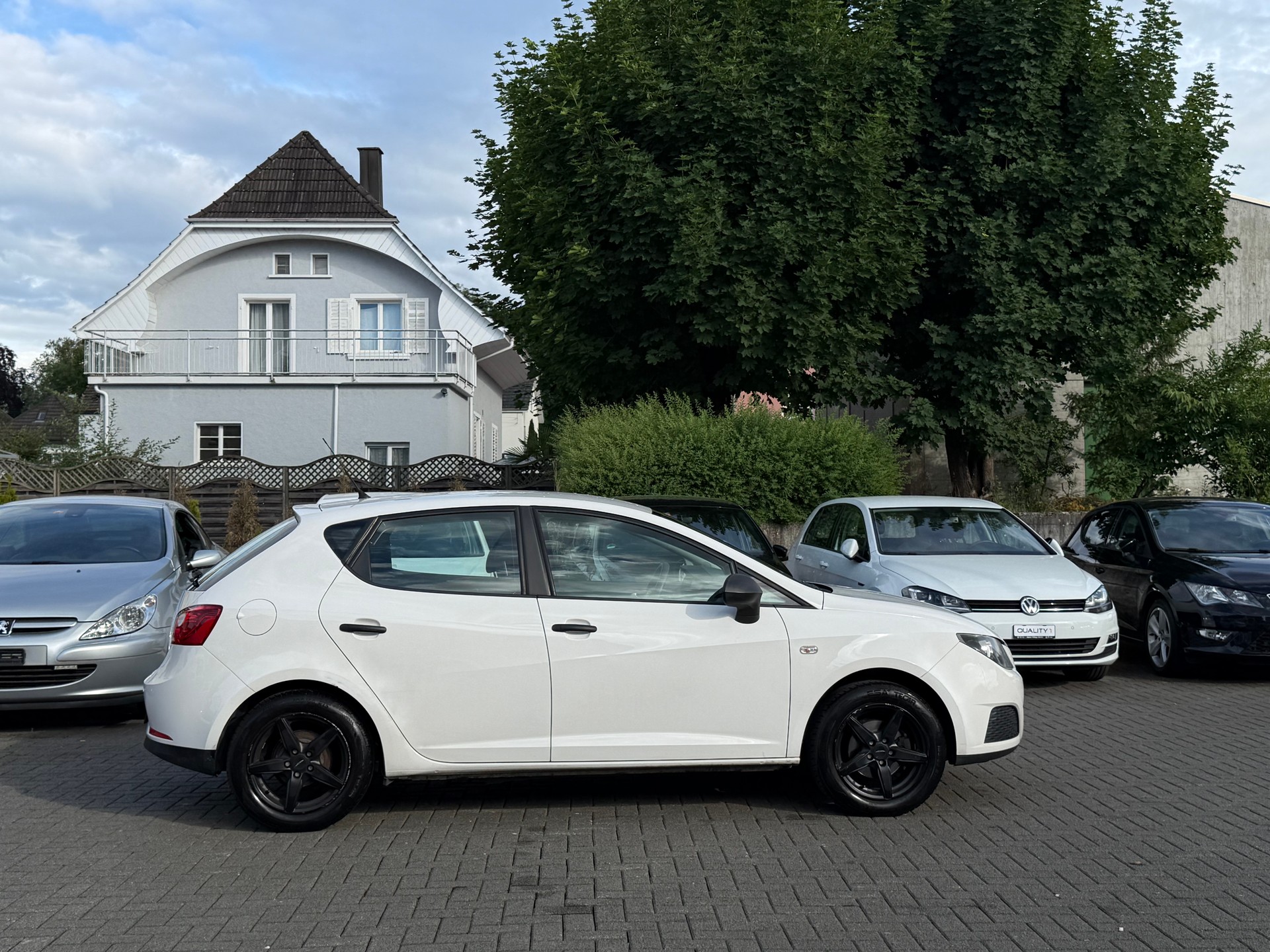 SEAT Ibiza 1.4 Style-showroom-element-1