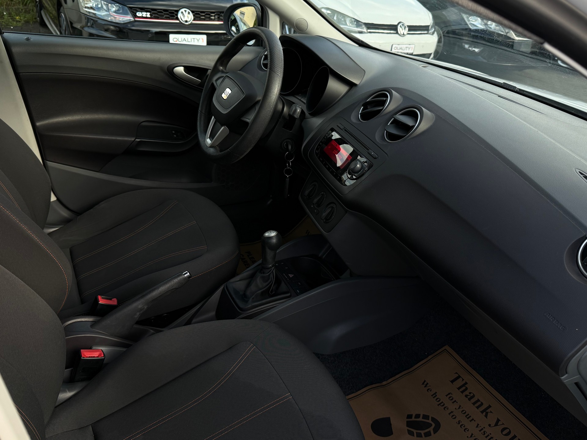 SEAT Ibiza 1.4 Style-image-11