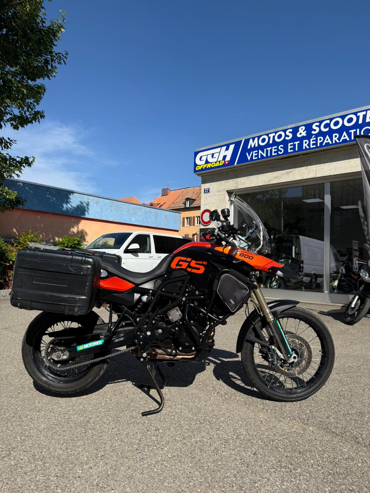 BMW F 800 GS-image-0