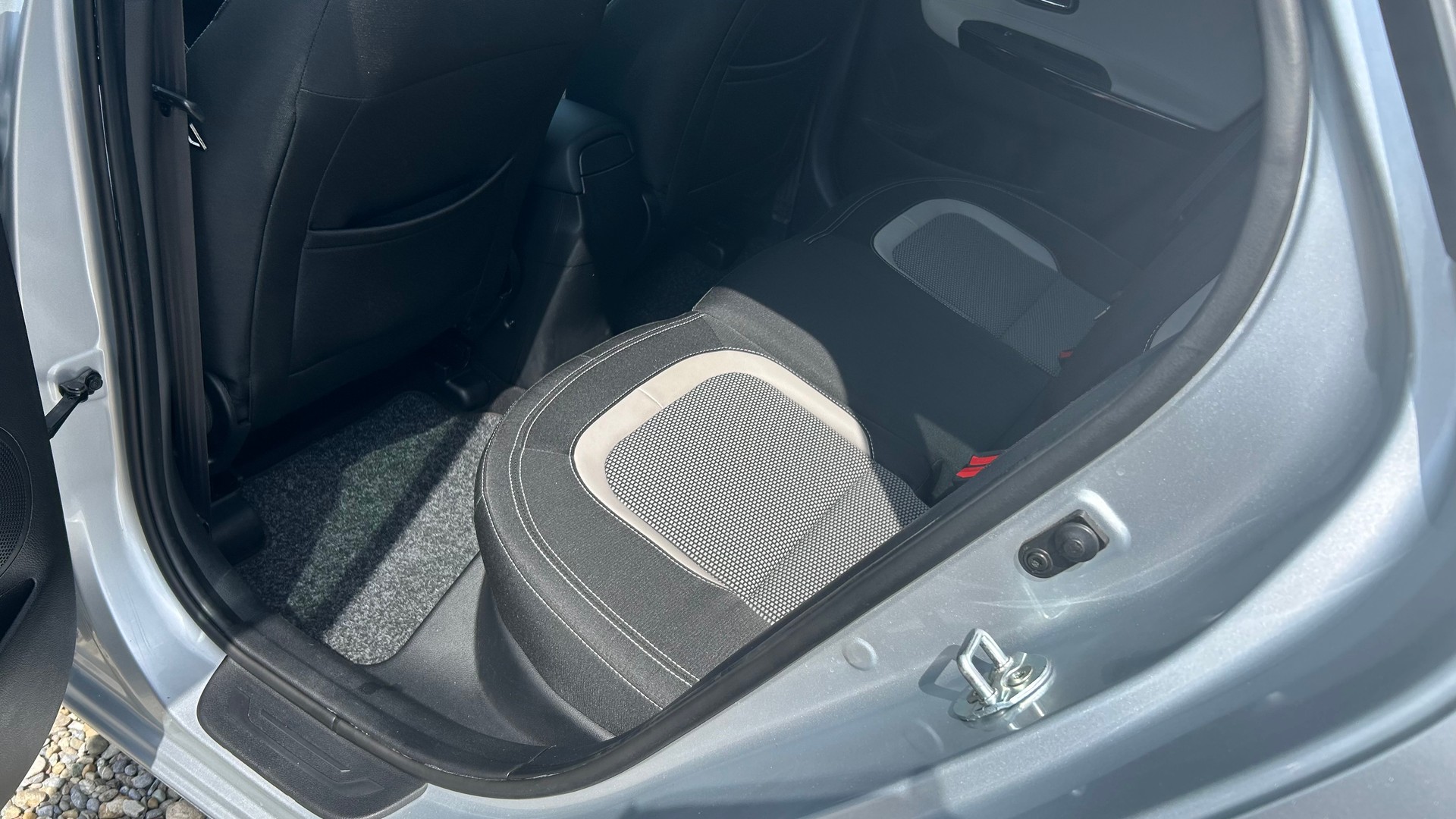 KIA Cee'd Sportswagon 1.6 CRDi Swiss Champion DCT-image-28